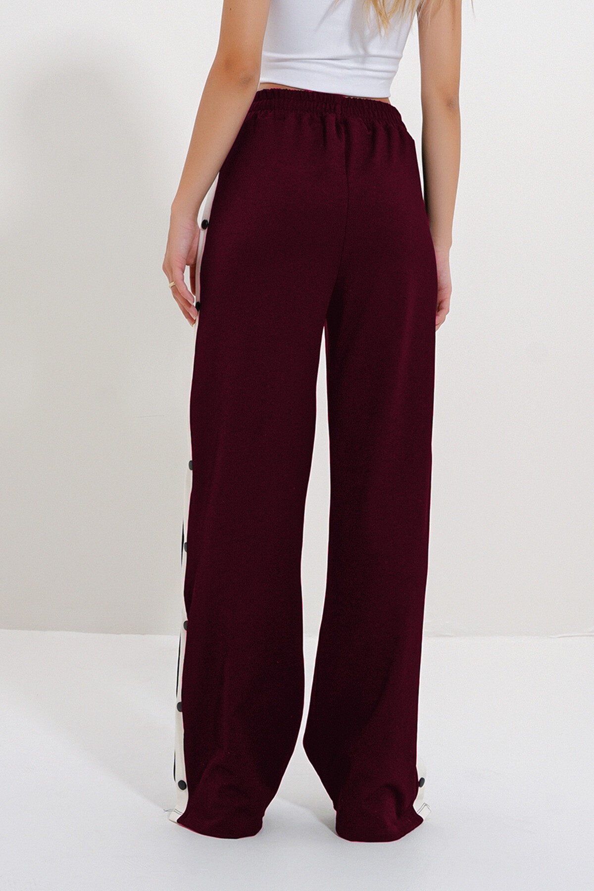 Bordo Çift Cepli Lastikli Yanları Şeritli Wide Leg Pantolon