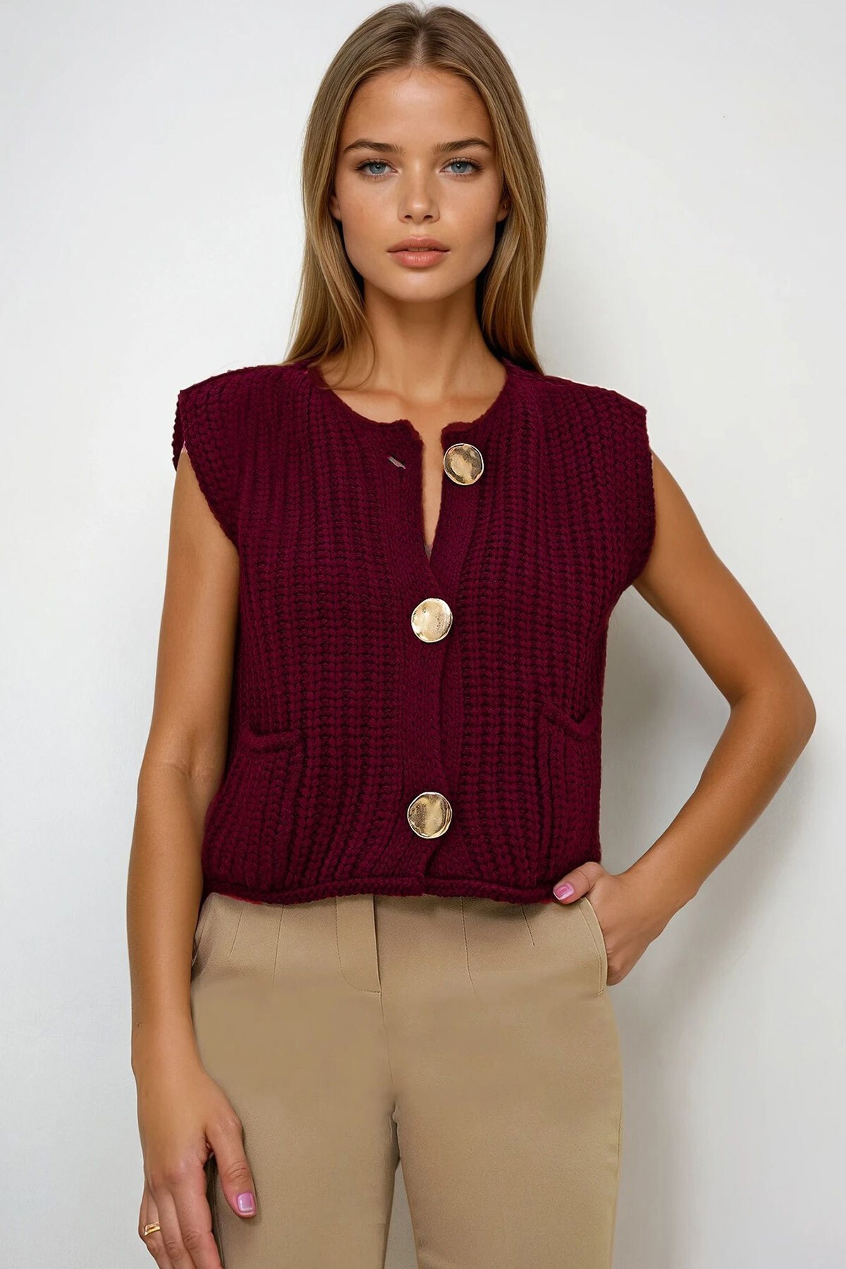Bordo Gold Düğmeli Çift Cepli Triko Örme Yelek
