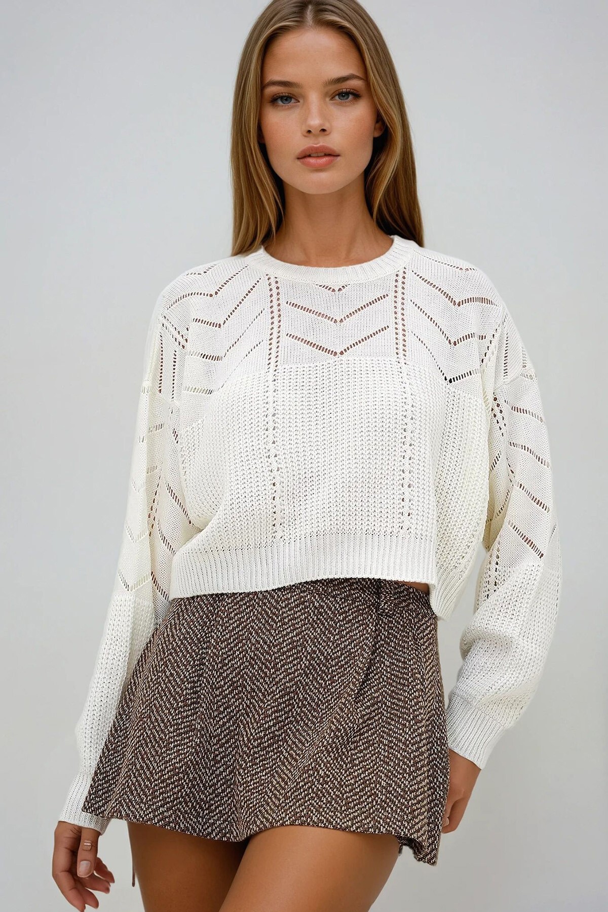 Ekru Bisiklet Yaka Yarasa Kol Ajurlu Triko Kazak