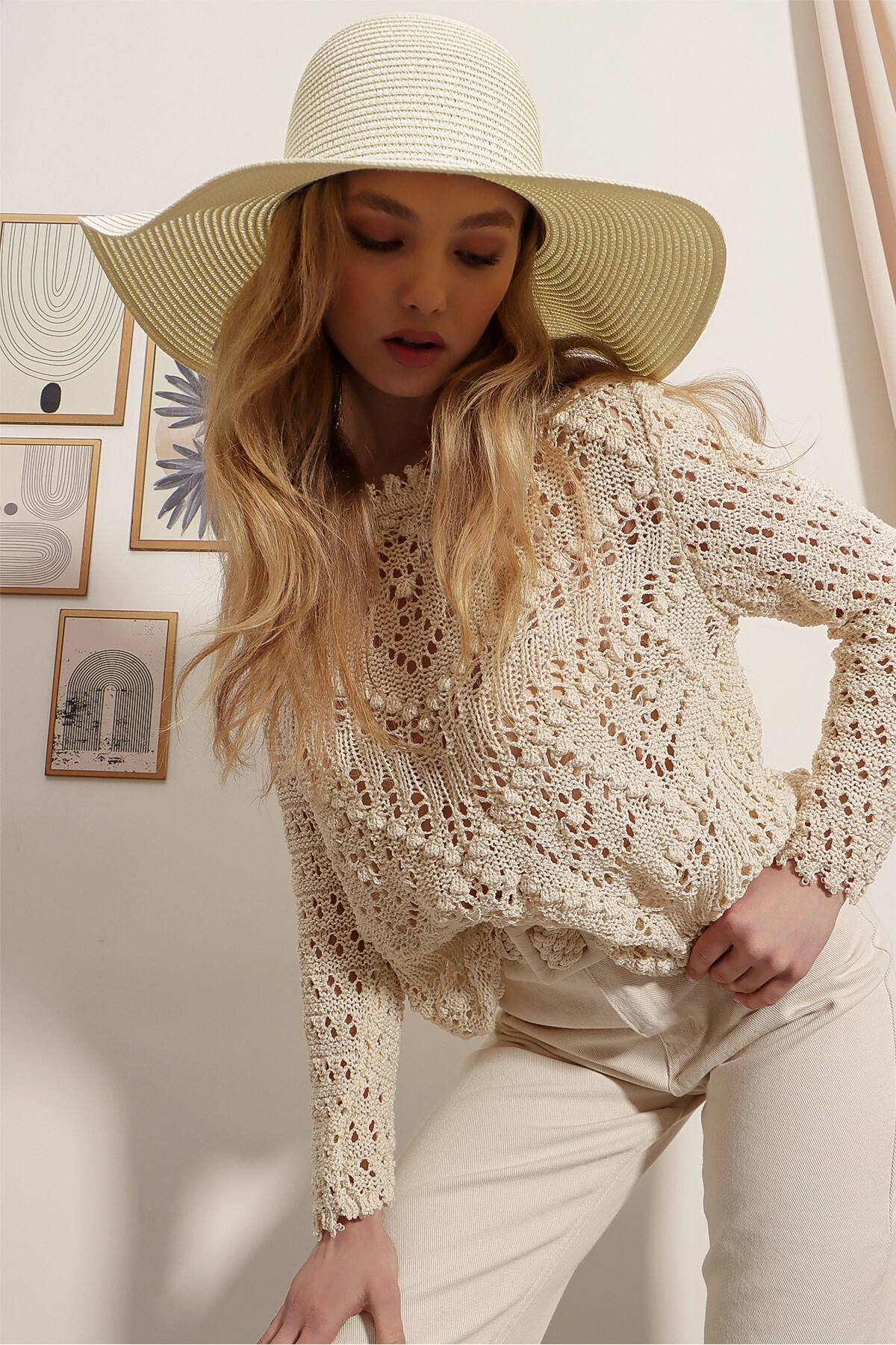 Ekru Geniş Hasır Şapka