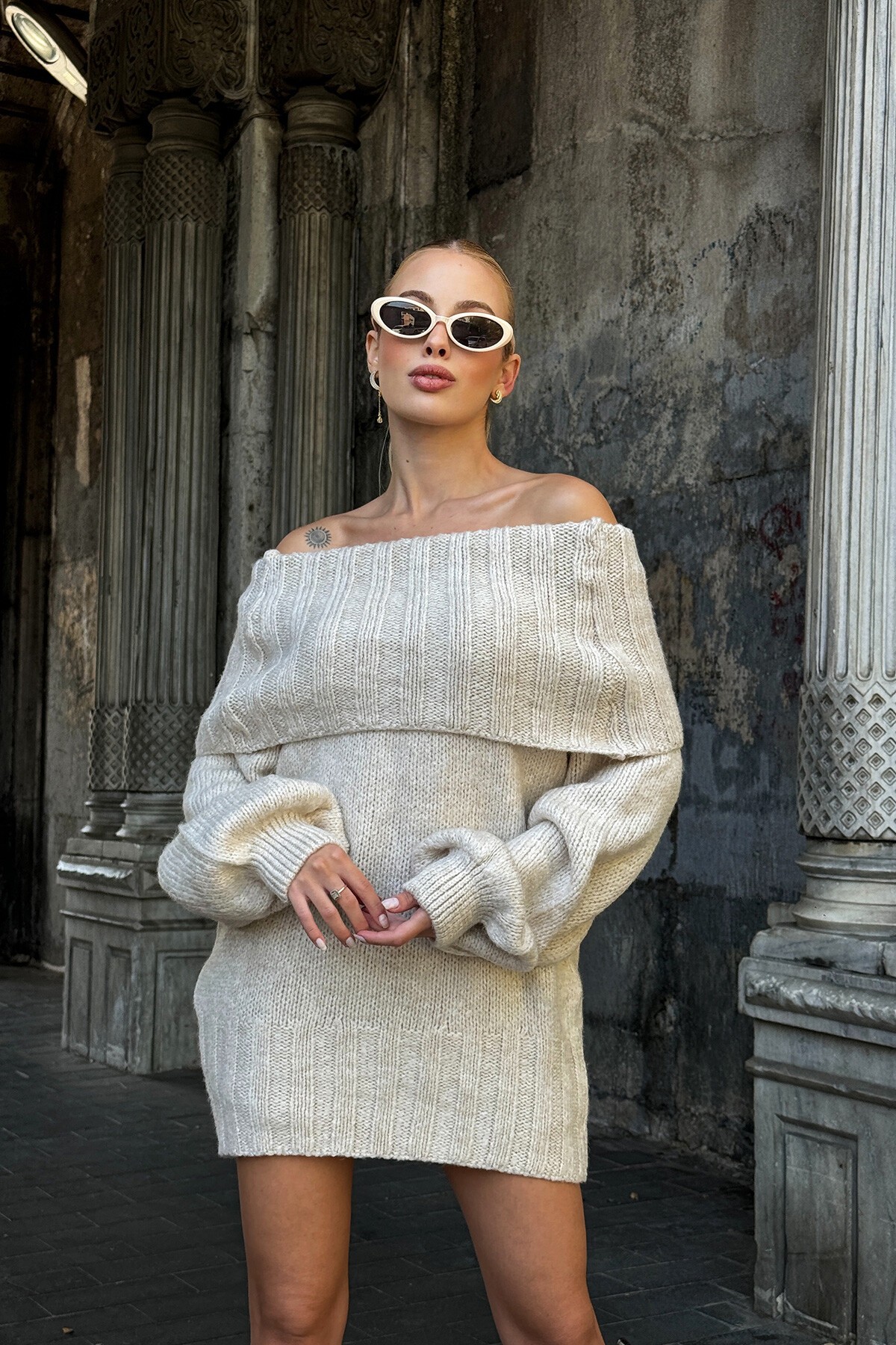 Ekru Madonna Yaka Triko Kazak