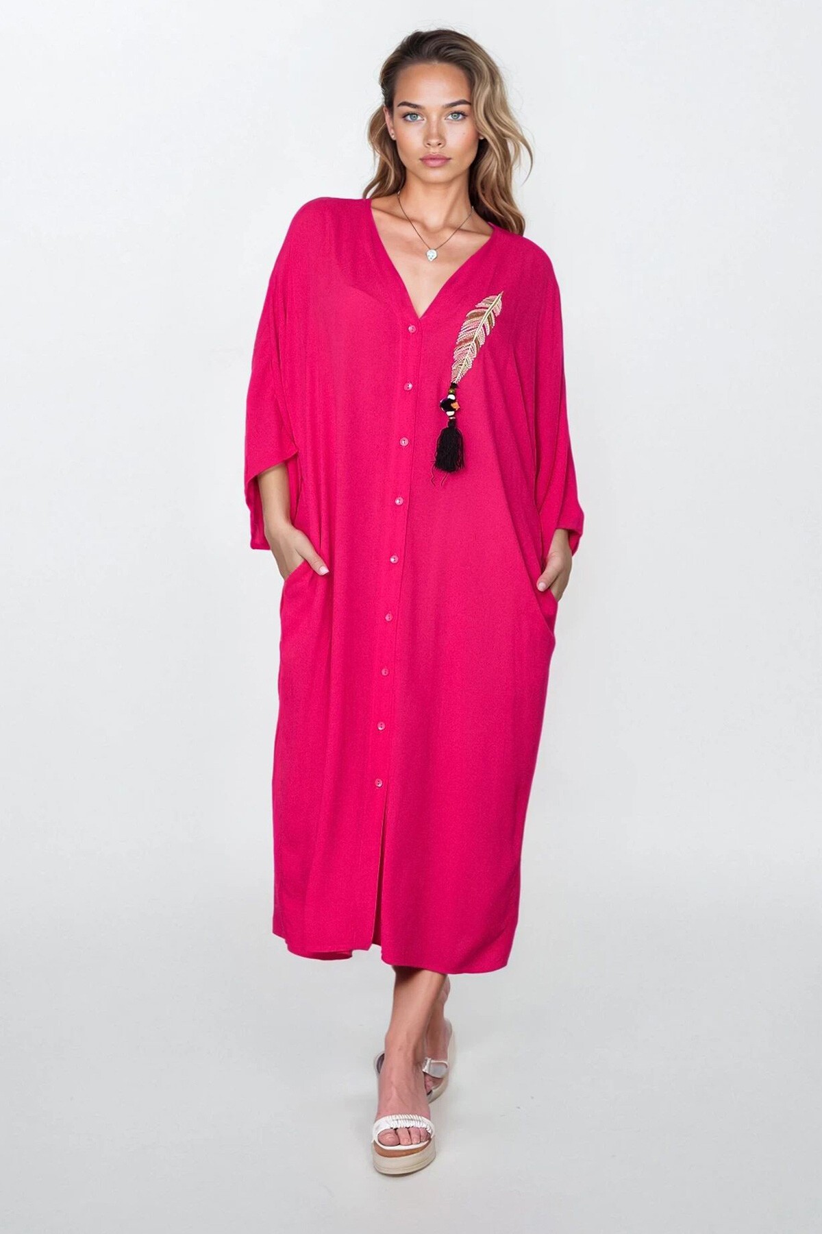 Fuşya Düğmeli Çift Cepli Nakışlı Büyük Beden Elbise