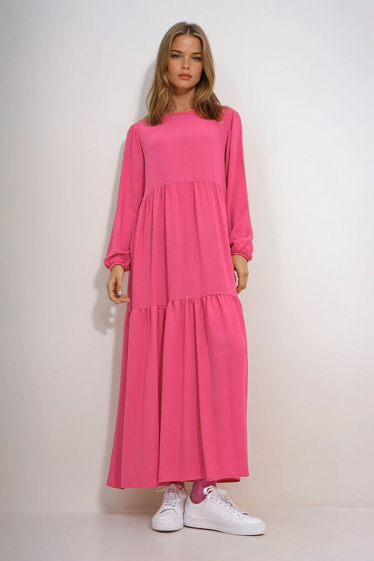 Fuşya Kayık Yaka Balon Kol Kat Kat Volanlı Beli Kuşaklı Dokuma Viskon Elbise