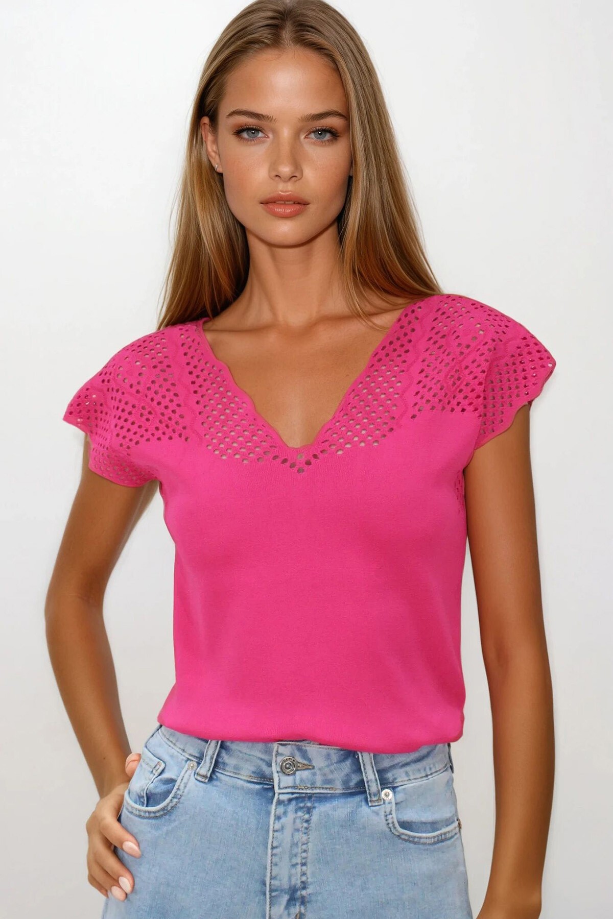Fuşya Önü Ve Arkası V Yaka Delik Ajurlu Triko Bluz