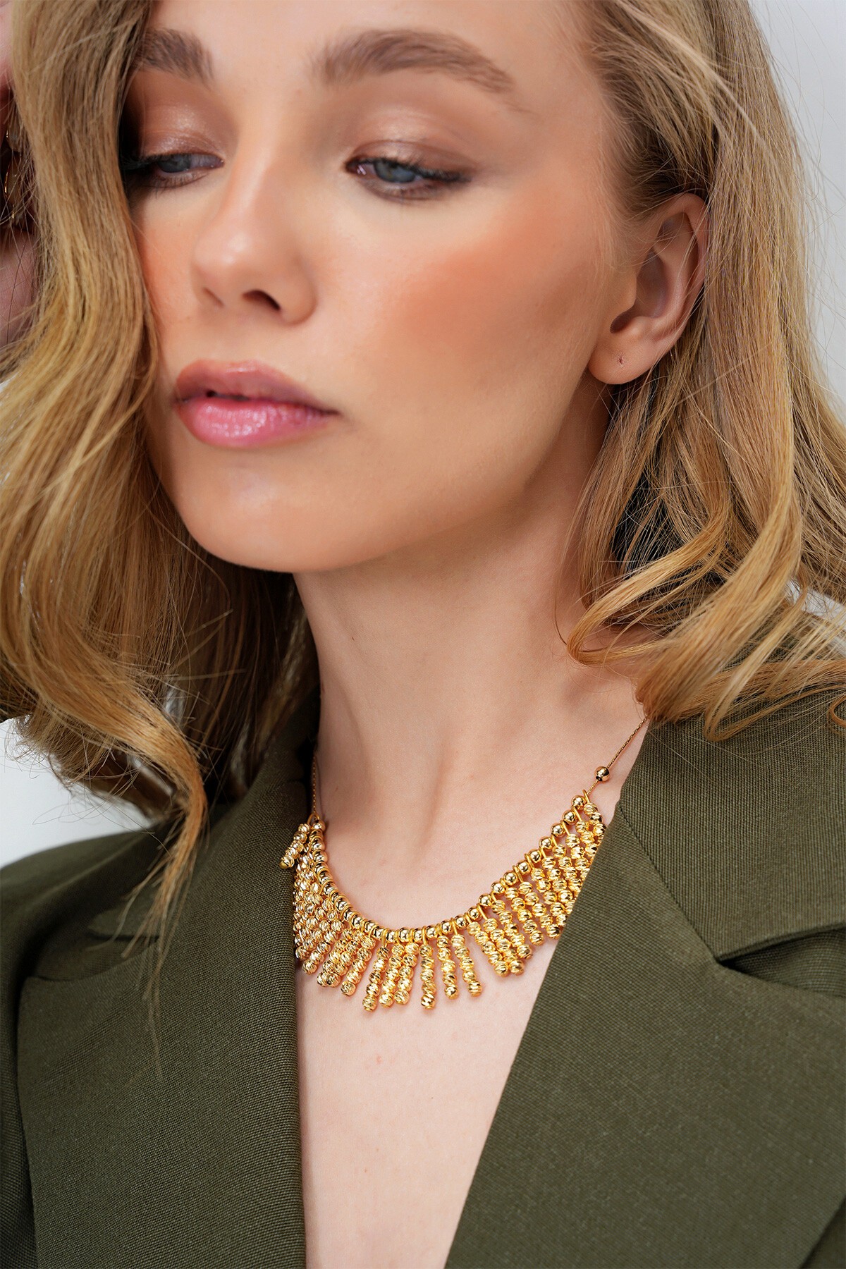 Gold Dorika Toplu Sallantılı Kolye