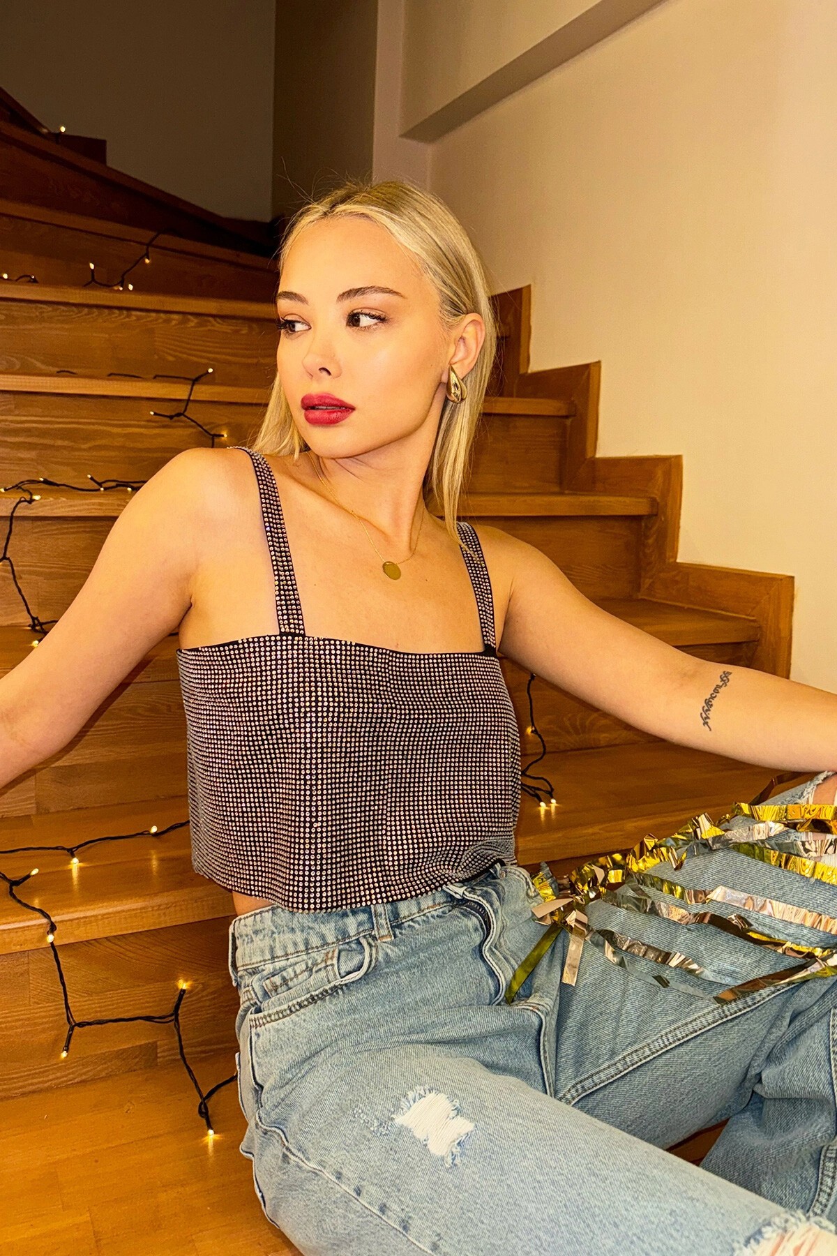 Gümüş Taşlı Sırt Dekolteli Askılı Büstiyer