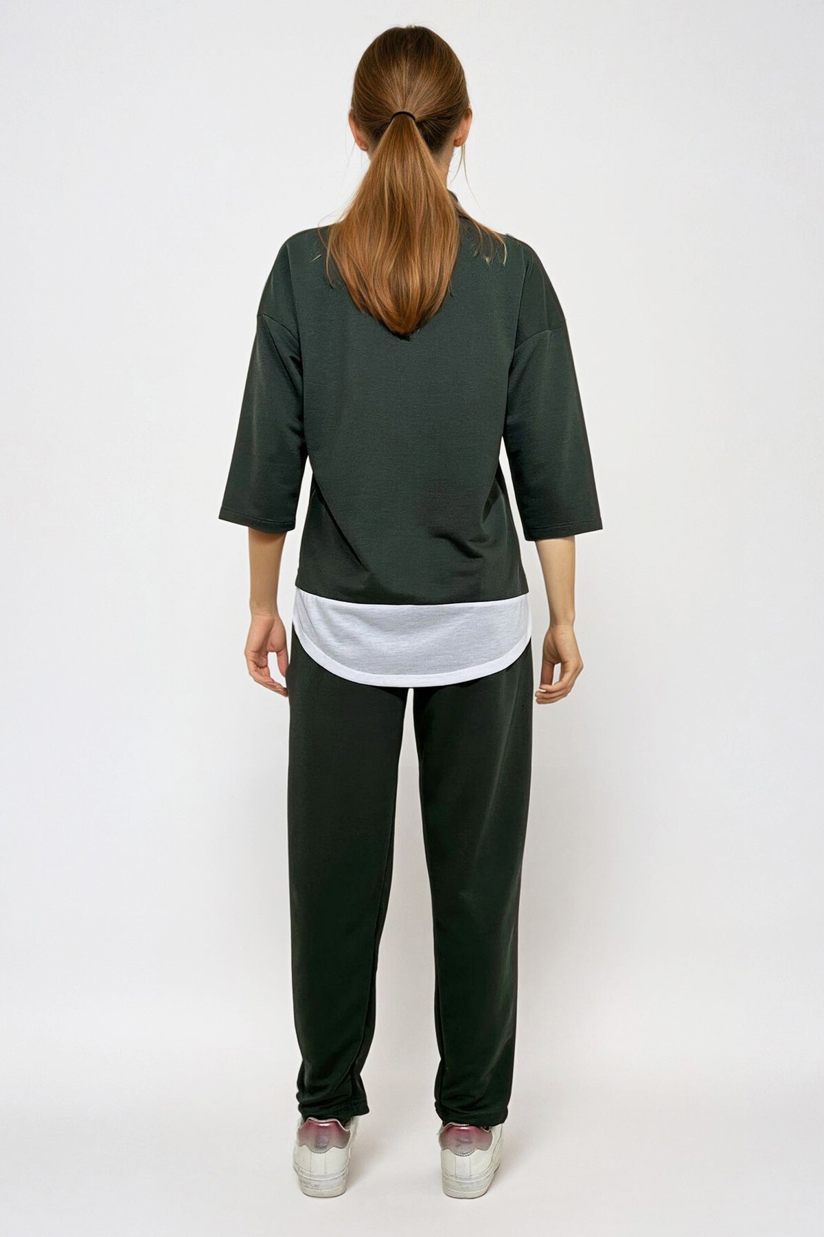 Haki Bisiklet Yaka Renk Garnili Bluz Ve Çift Cepli Nervür Dikişli Pantolon İkili Takım