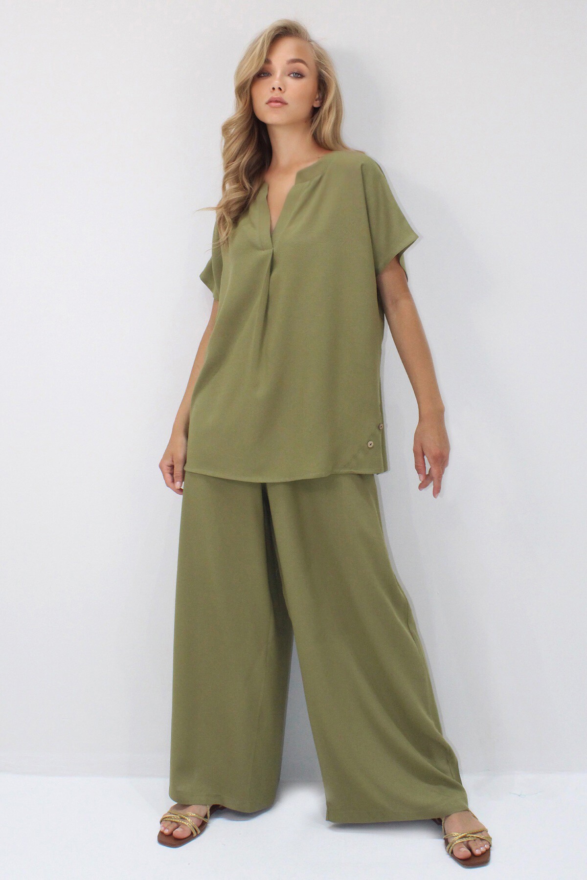 Haki Düğme Detaylı Rahat Kesim Viskon Dokuma İkili Takım
