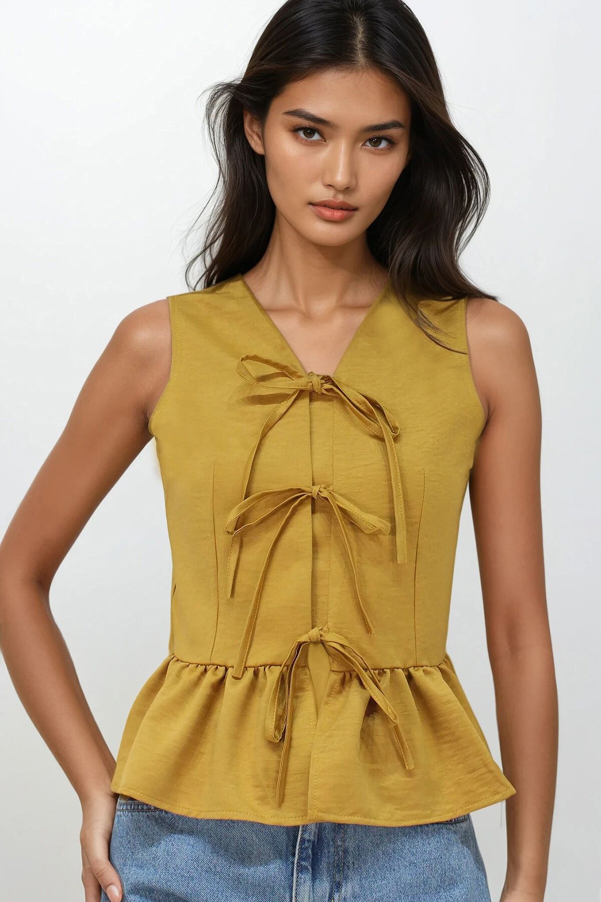 Hardal V Yaka Fiyonk Detaylı Eteği Volanlı Aerobin Bluz