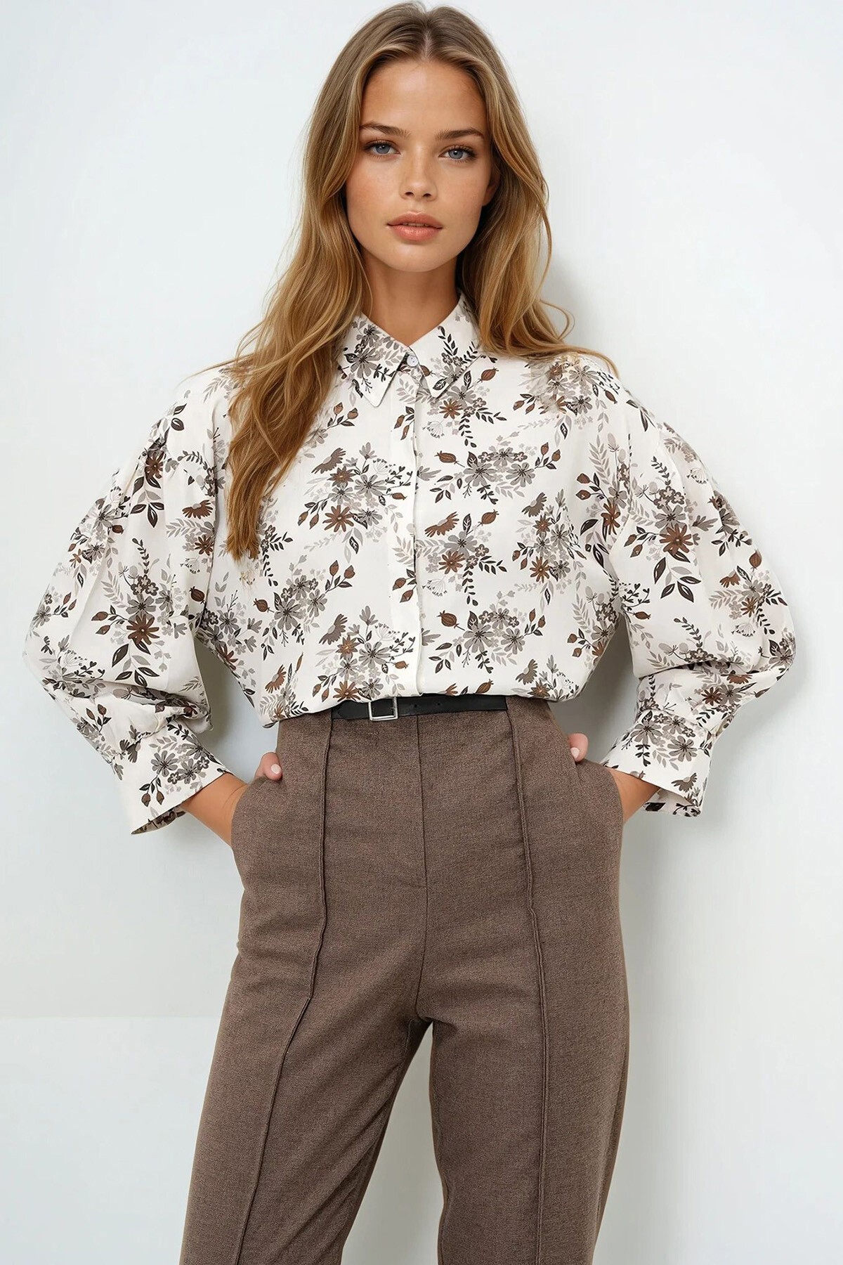Kahve Çiçekli Balon Kol Desenli Baskılı Viscon Dokuma Gömlek