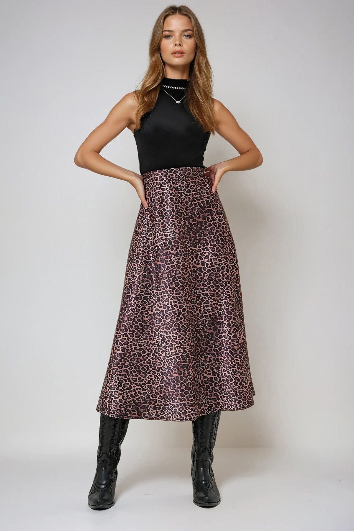 Kahverengi Beli Gizli Lastikli Desenli Maxi Boy Saten Etek