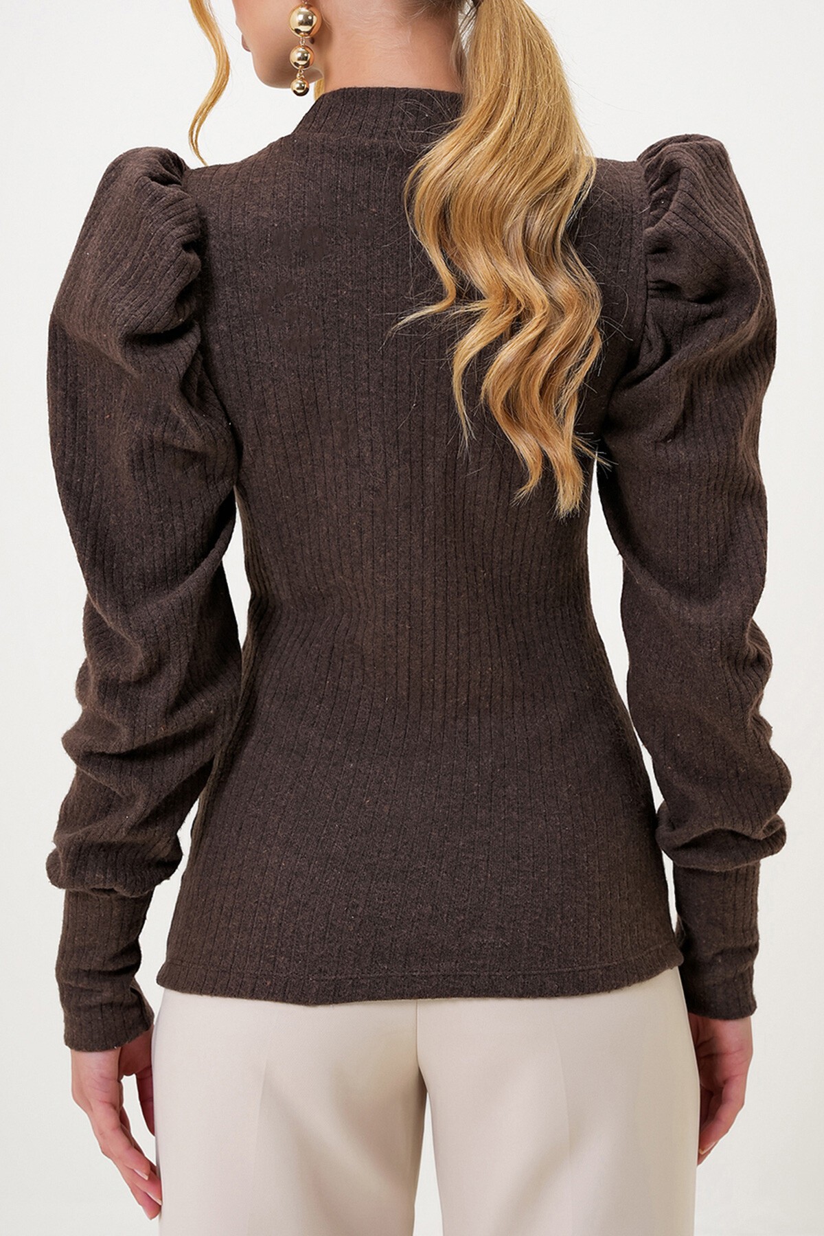 Kahverengi Bisiklet Yaka Damla Dekolteli Prenses Kol Triko Bluz