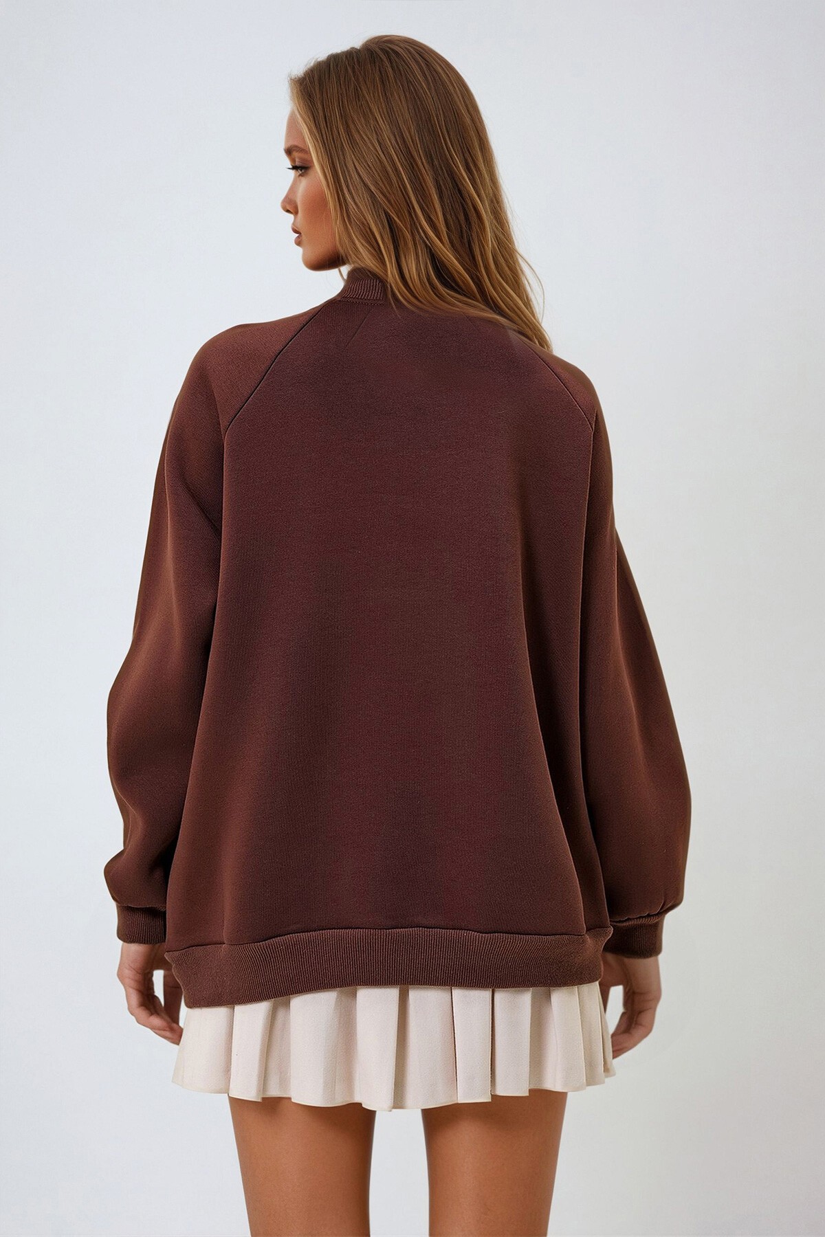 Kahverengi Bisiklet Yaka Reglan Kol Üç İplik Şardonlu Basic Sweatshırt