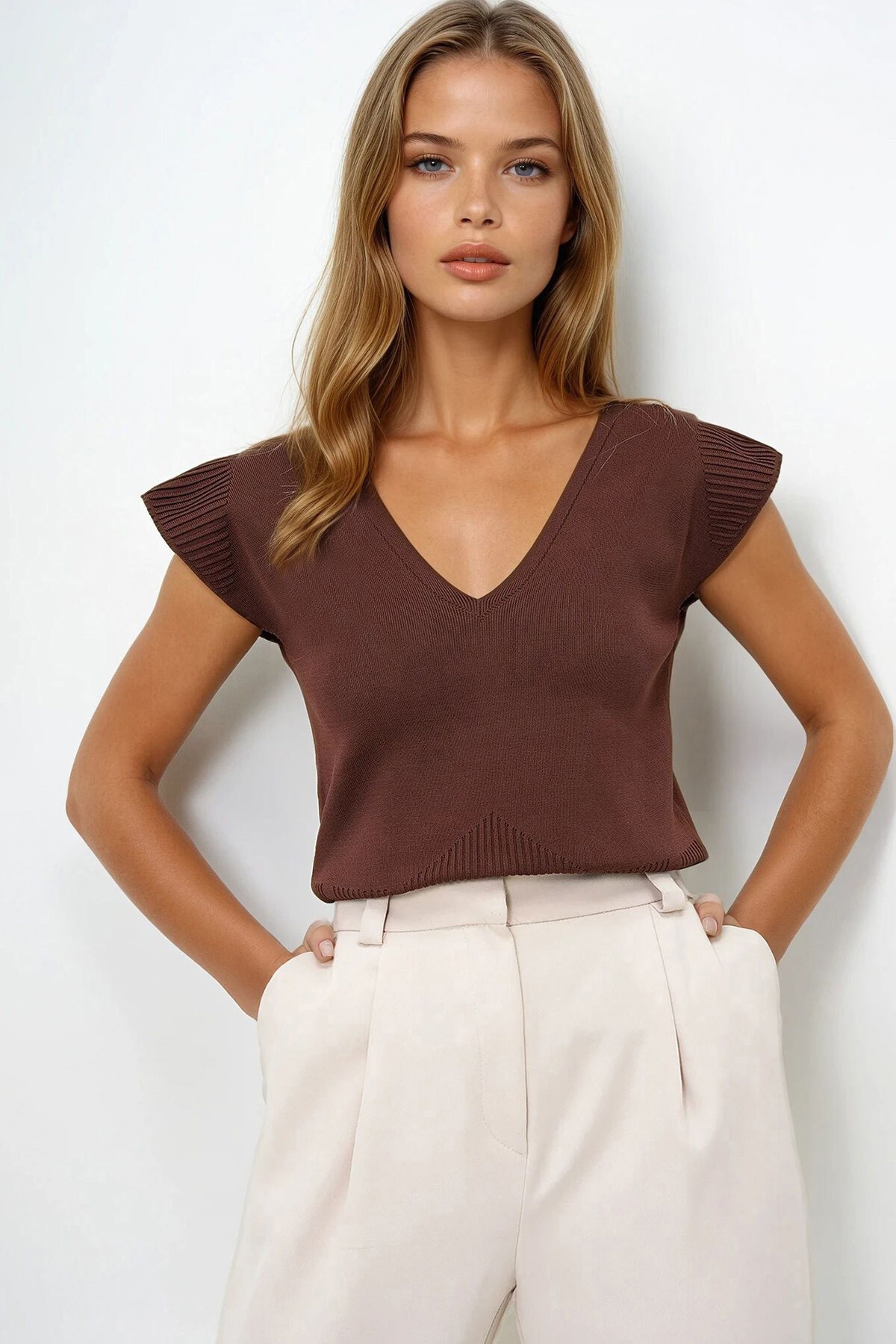 Kahverengi Ön Arka V Yaka Yazlık Triko Bluz