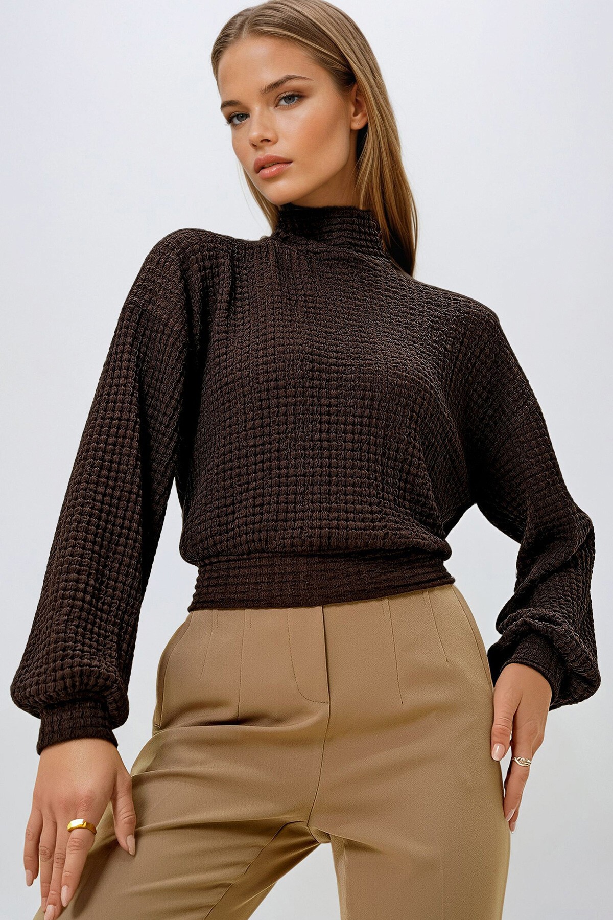 Kahverengi Yarım Balıkçı Yaka Bürümcük Crop Bluz