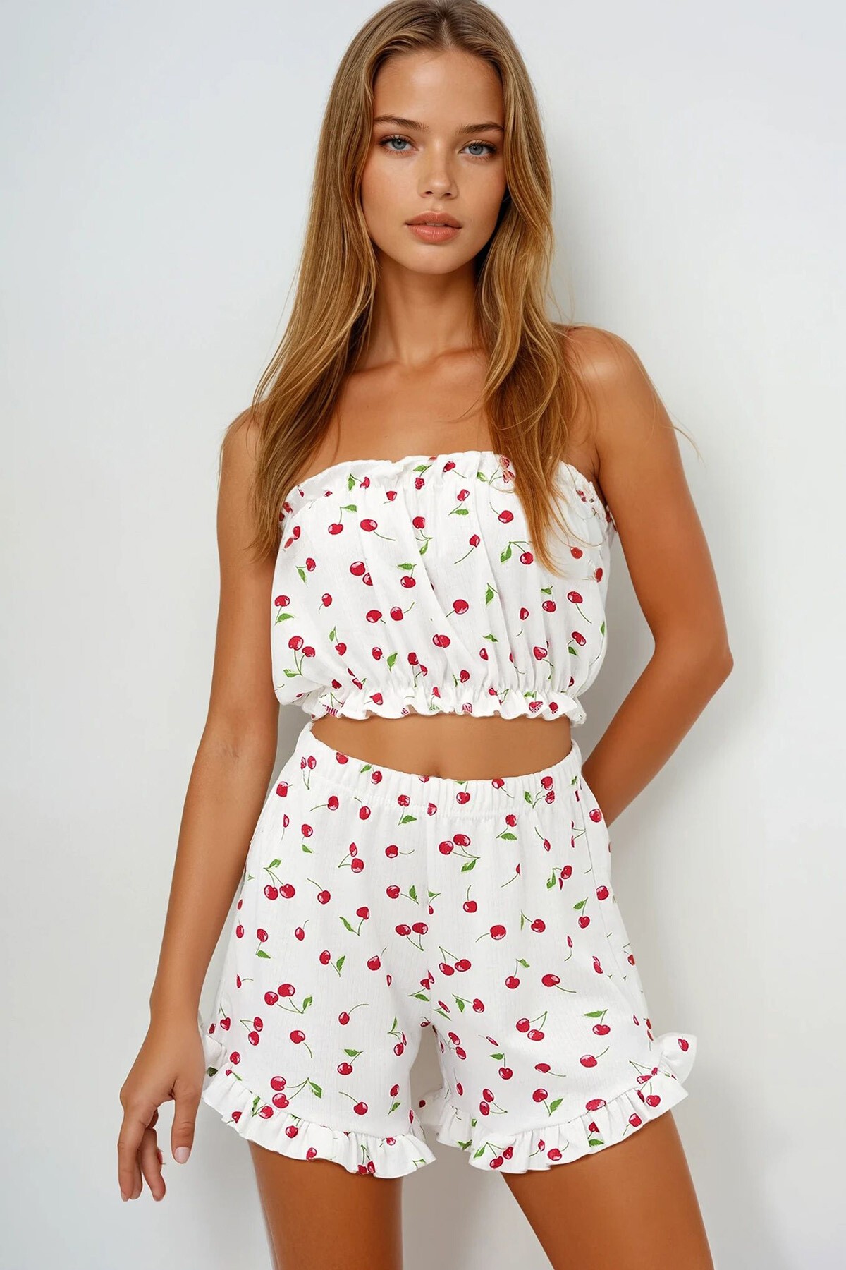 Kiraz Desen Kırmızı Pamuklu Fırfır Detaylı Büstiyer Şort Ve Kimonolu 3Lü Pijama Takımı