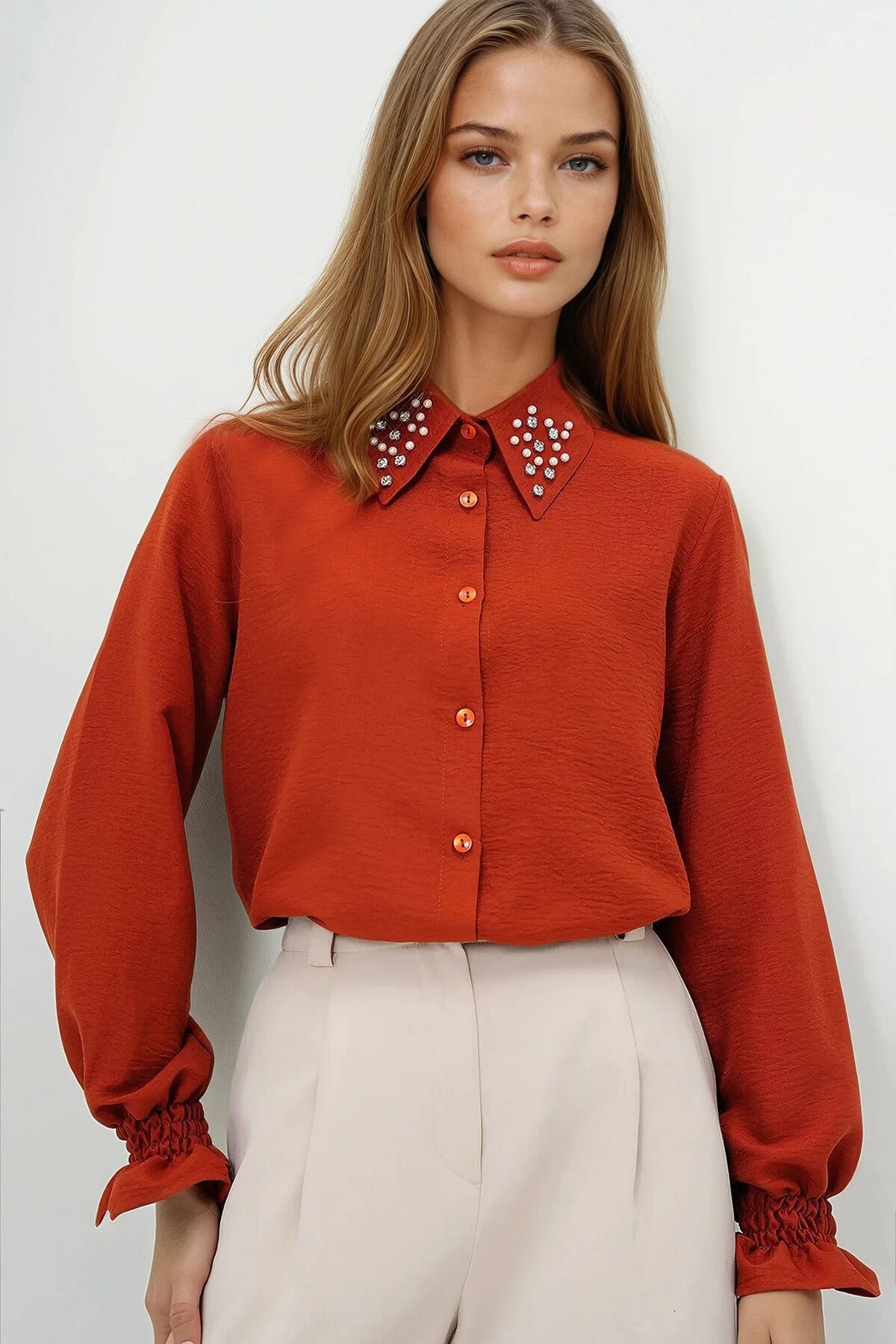 Kiremit İnci Ve Taş İşlemeli Aerobin Gömlek