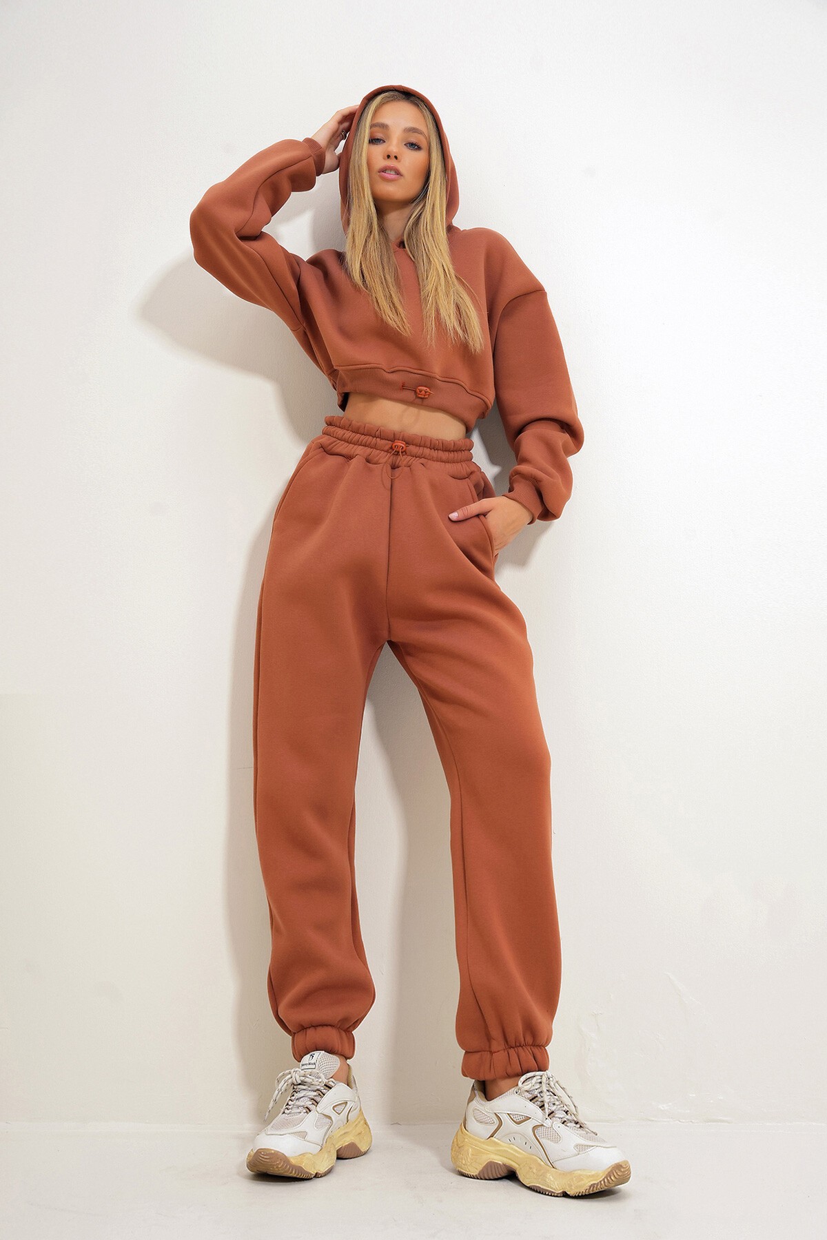 Kiremit Kapüşonlu Sweatshirt Ve Beli Lastikli Pantolon Alt Üst Takım