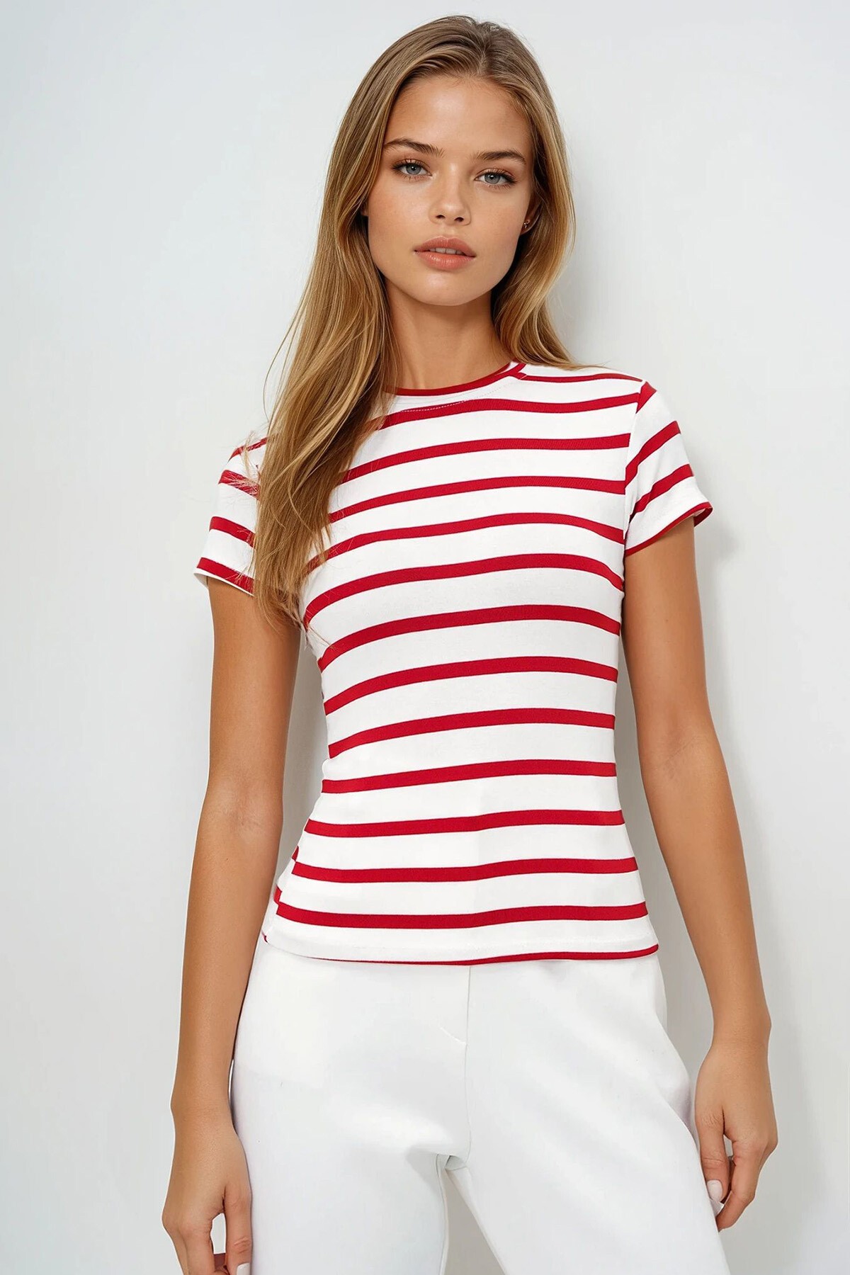 Kırmızı Bisiklet Yaka Yarım Kol Çizgili Crop Bluz