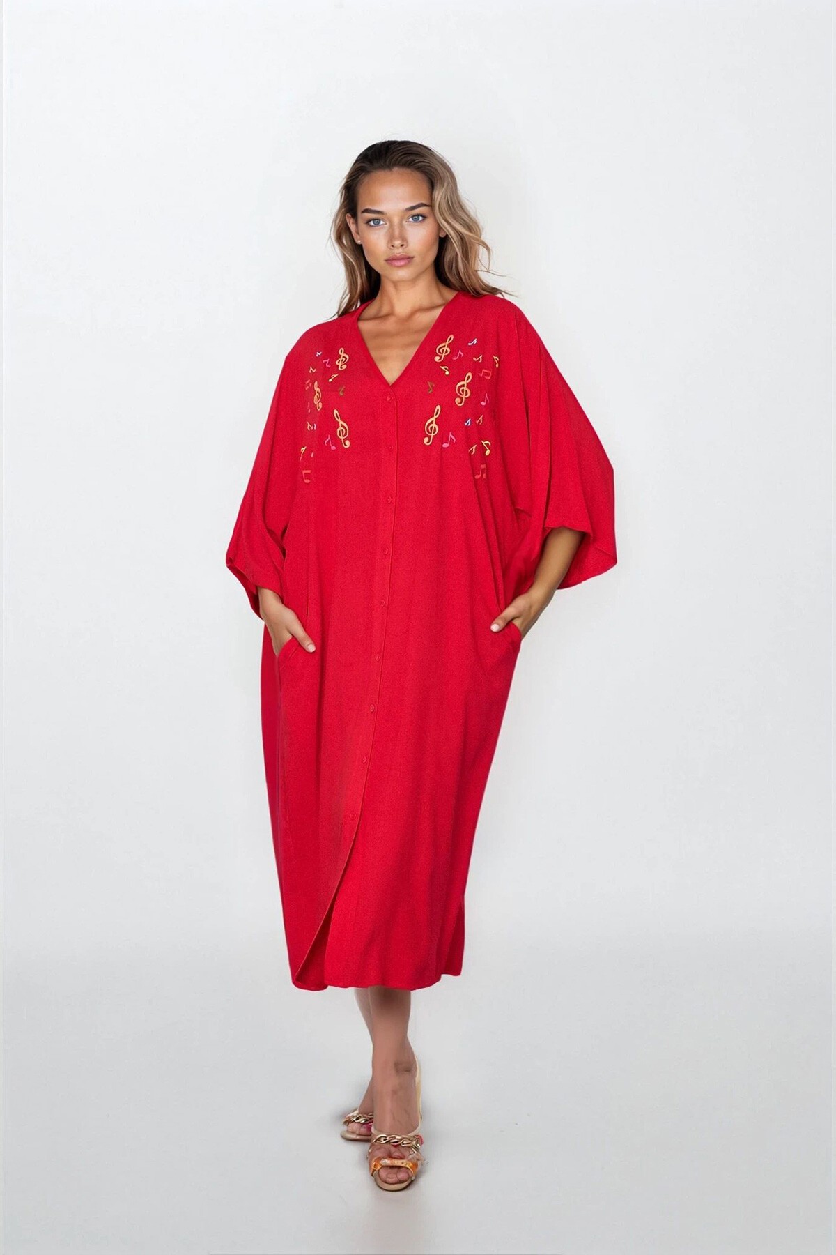 Kırmızı Önü Düğmeli Çift Cepli Büyük Beden Viskon Elbise