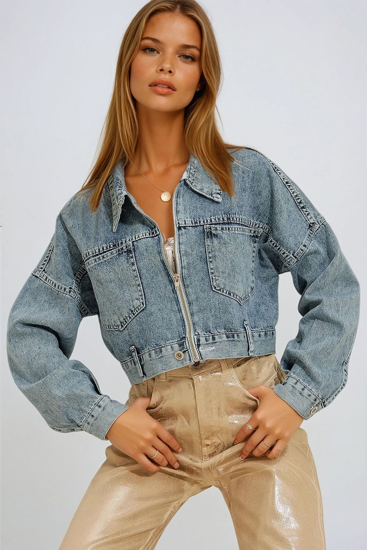 Koyu Mavi Çift Cepli Fermuarlı Crop Denim Ceket