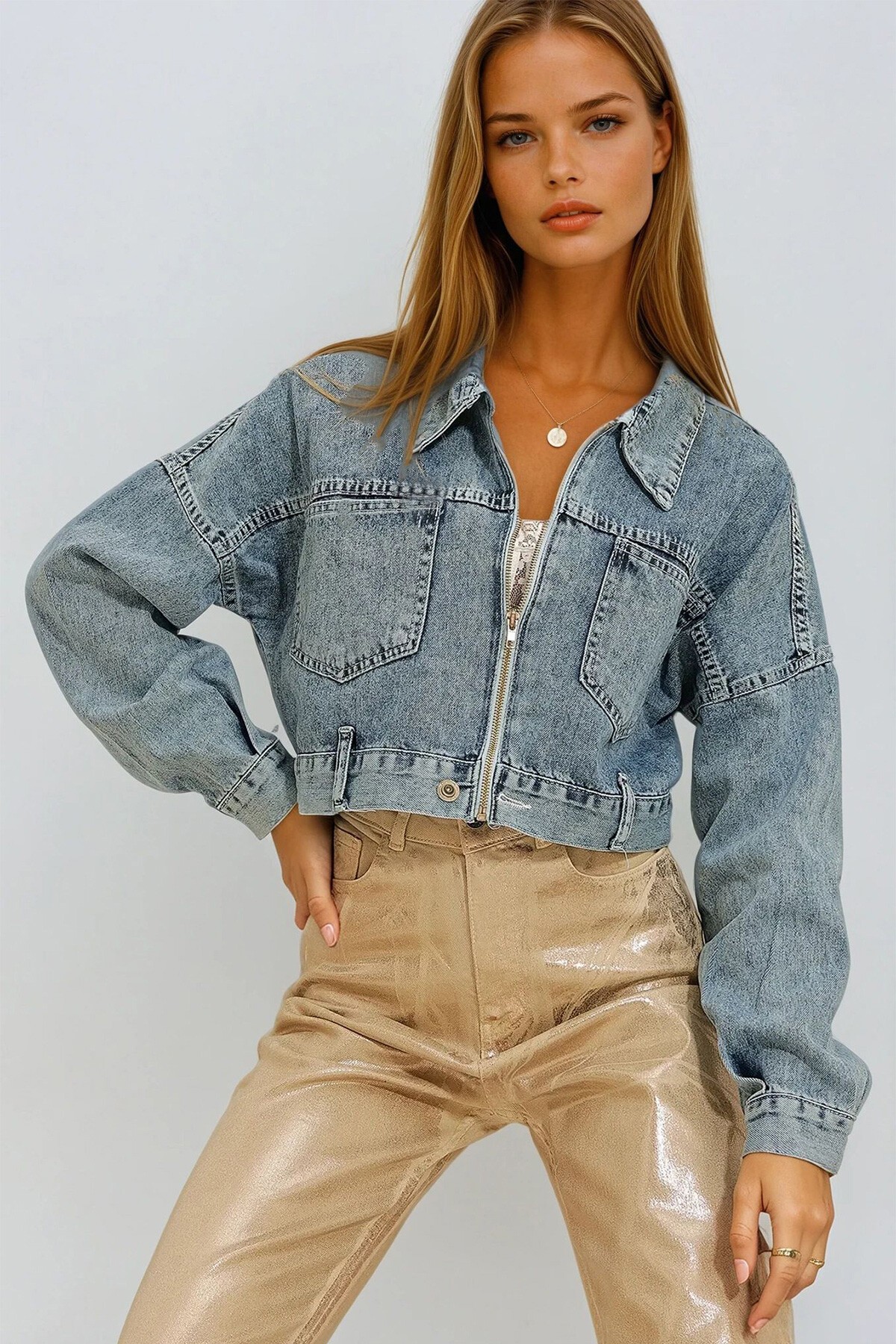 Koyu Mavi Çift Cepli Fermuarlı Crop Denim Ceket