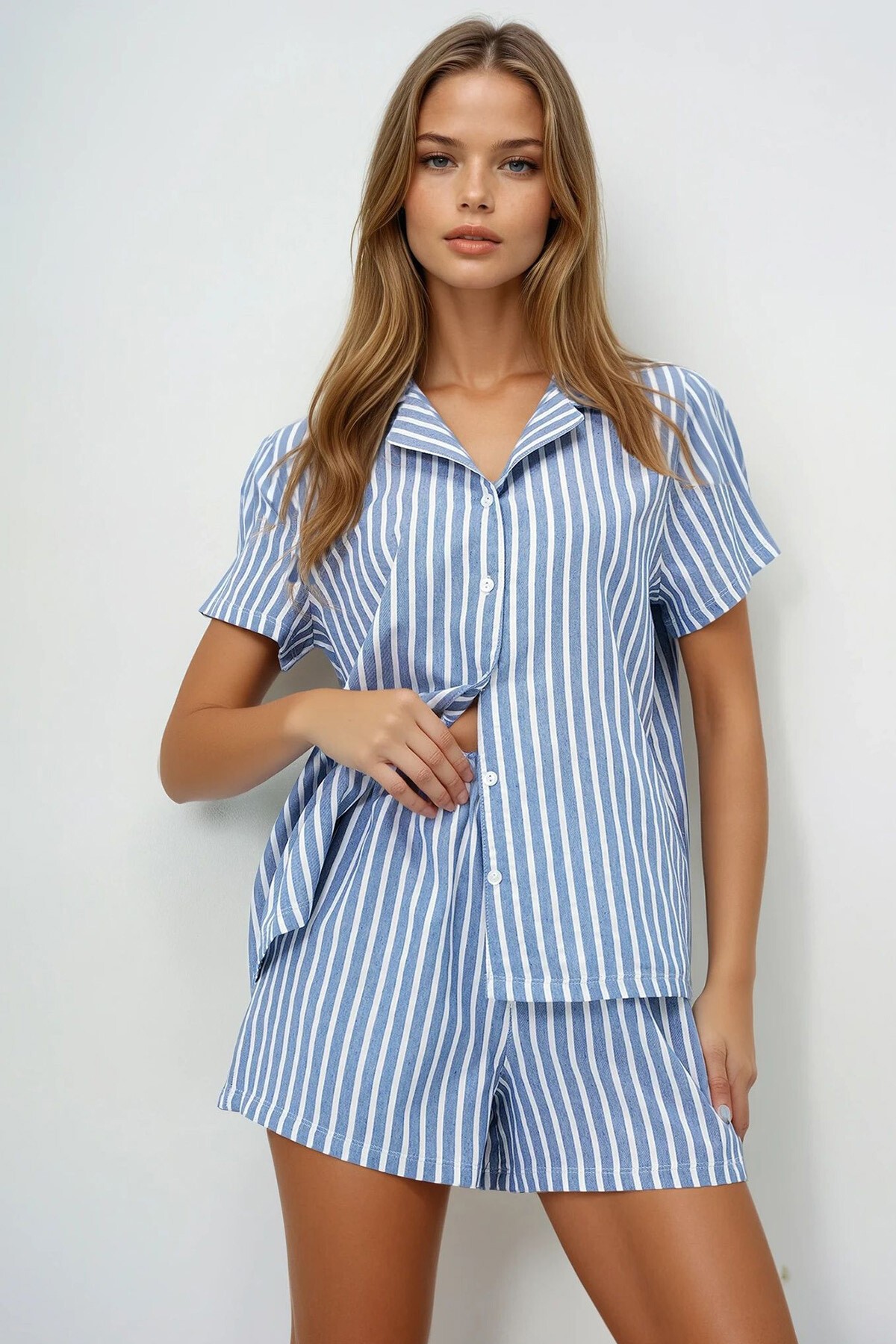 Koyu Mavi Yazlık Pamuk Örme Gömlek Ve Şort Pijama Takım