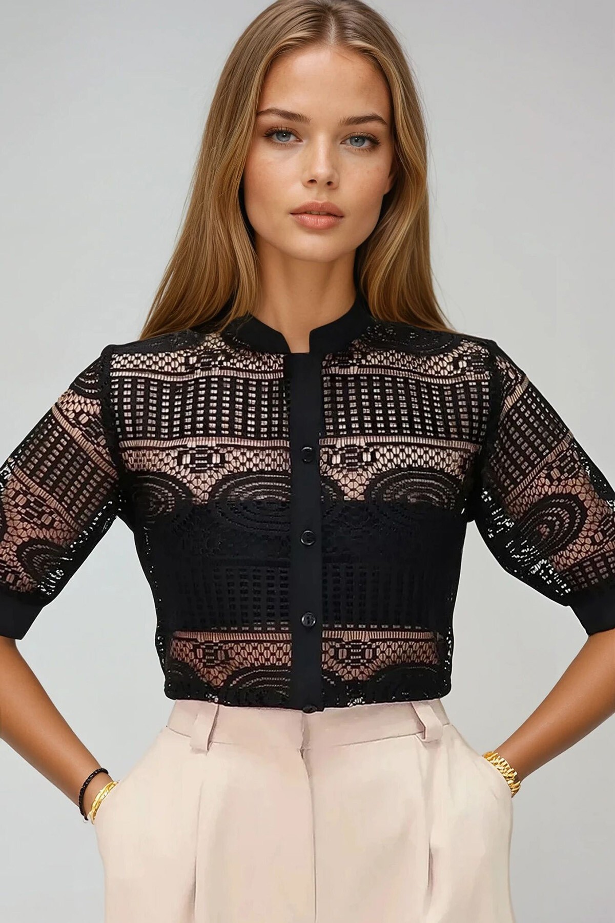 Koyu Siyah Hakim Yaka Dokuma Manşetli Ajurlu Kısa Kol Güpür Gömlek