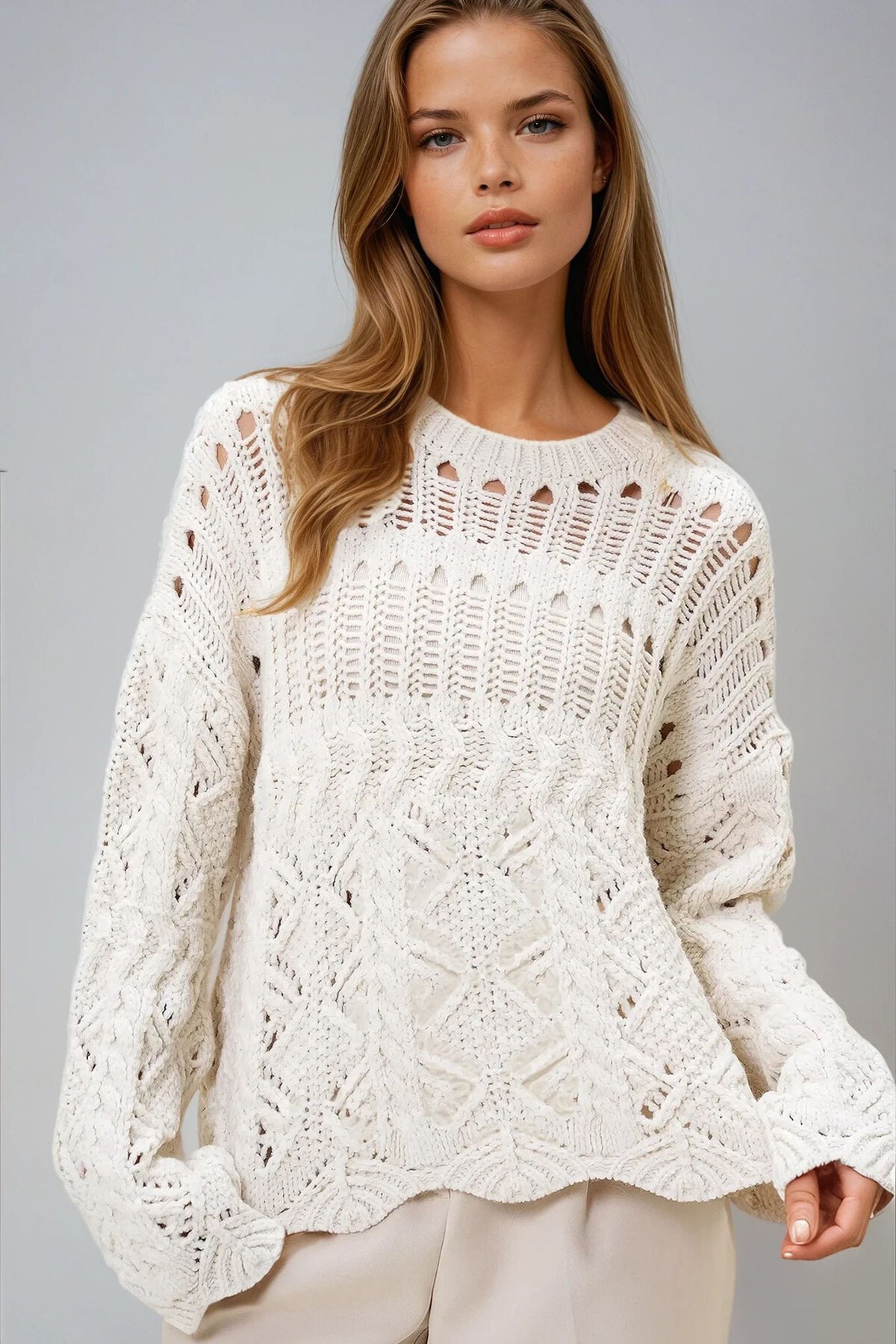 Krem Bisiklet Yaka Ajurlı Triko Kalın Kazak