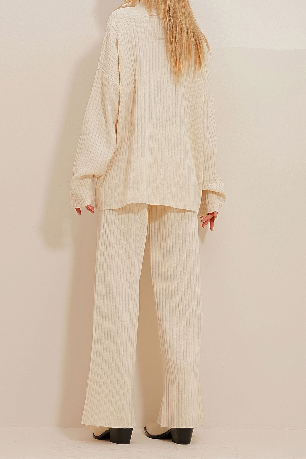 Krem Fermuar Detaylı Kazak Ve Pantolon Triko İkili Takım