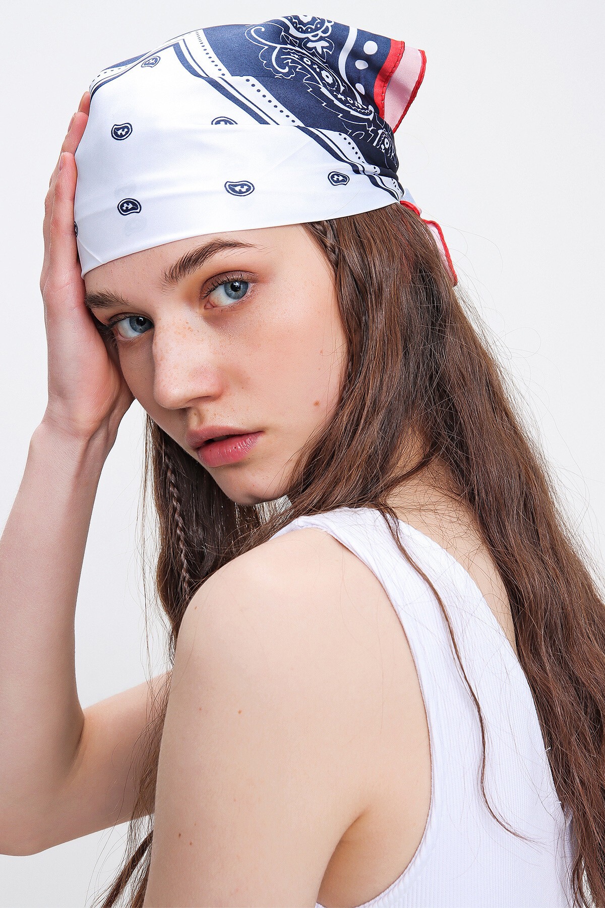 Lacivert Desenli Fular