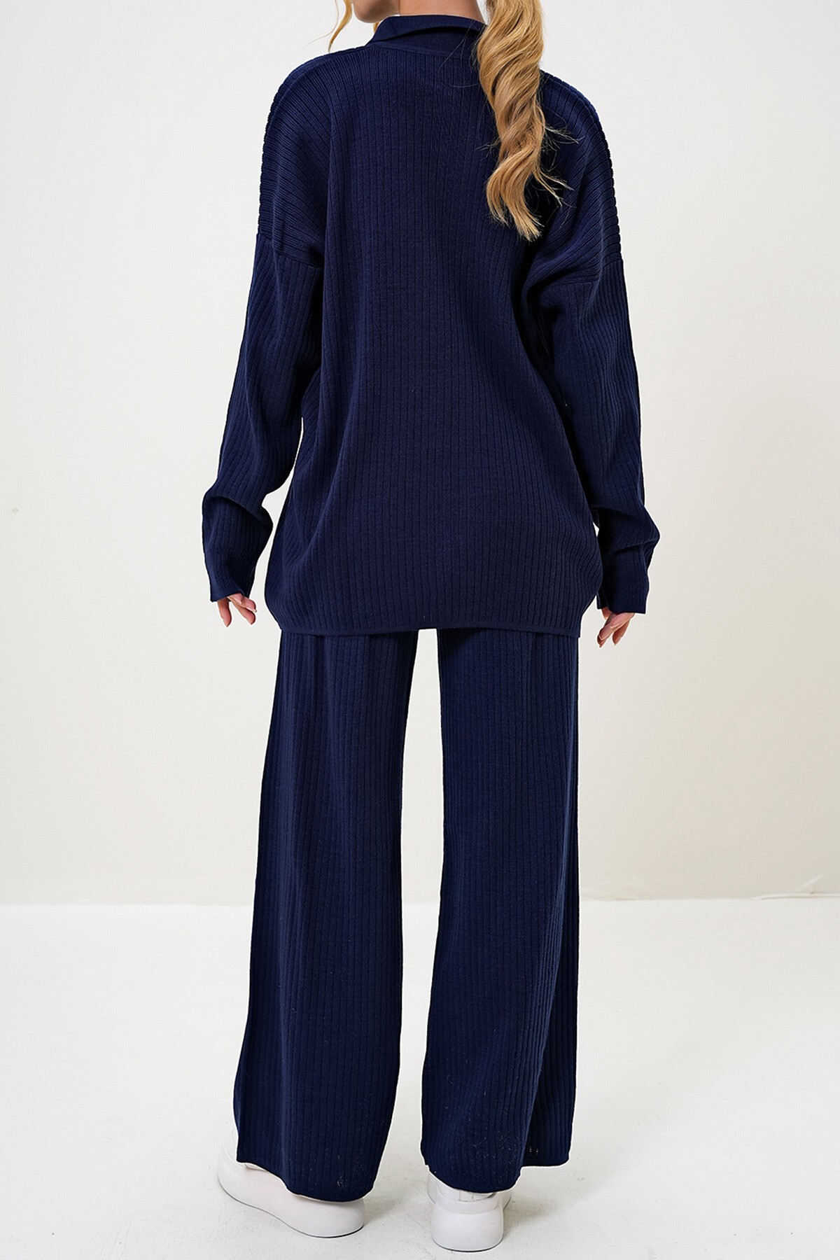 Lacivert Düğmeli Kendinden Dokulu Triko Takım
