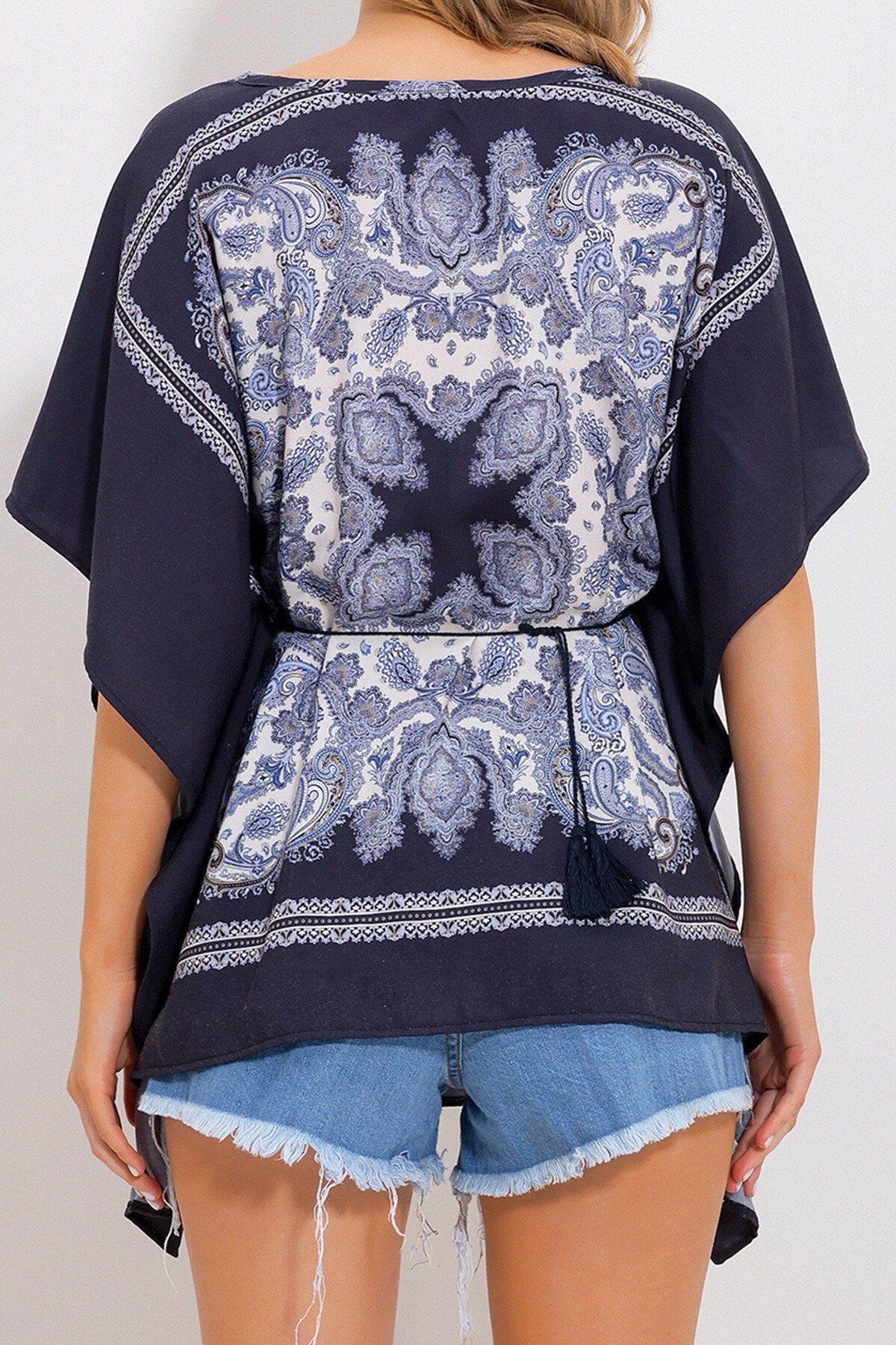 Lacivert Etnik Desenli Oversize Bağlamalı Bluz