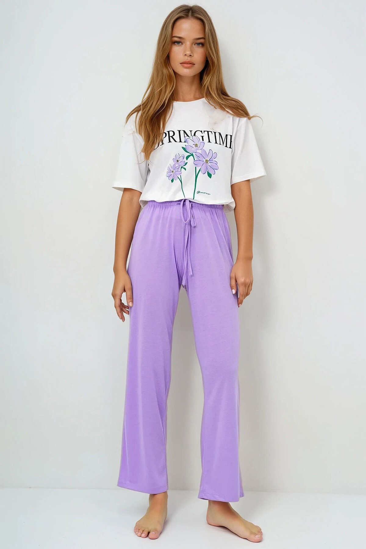 Lila Bisiklet Yaka Baskılı T Shirt Ve Düz Renk Pantolonlu Pijama Takımı