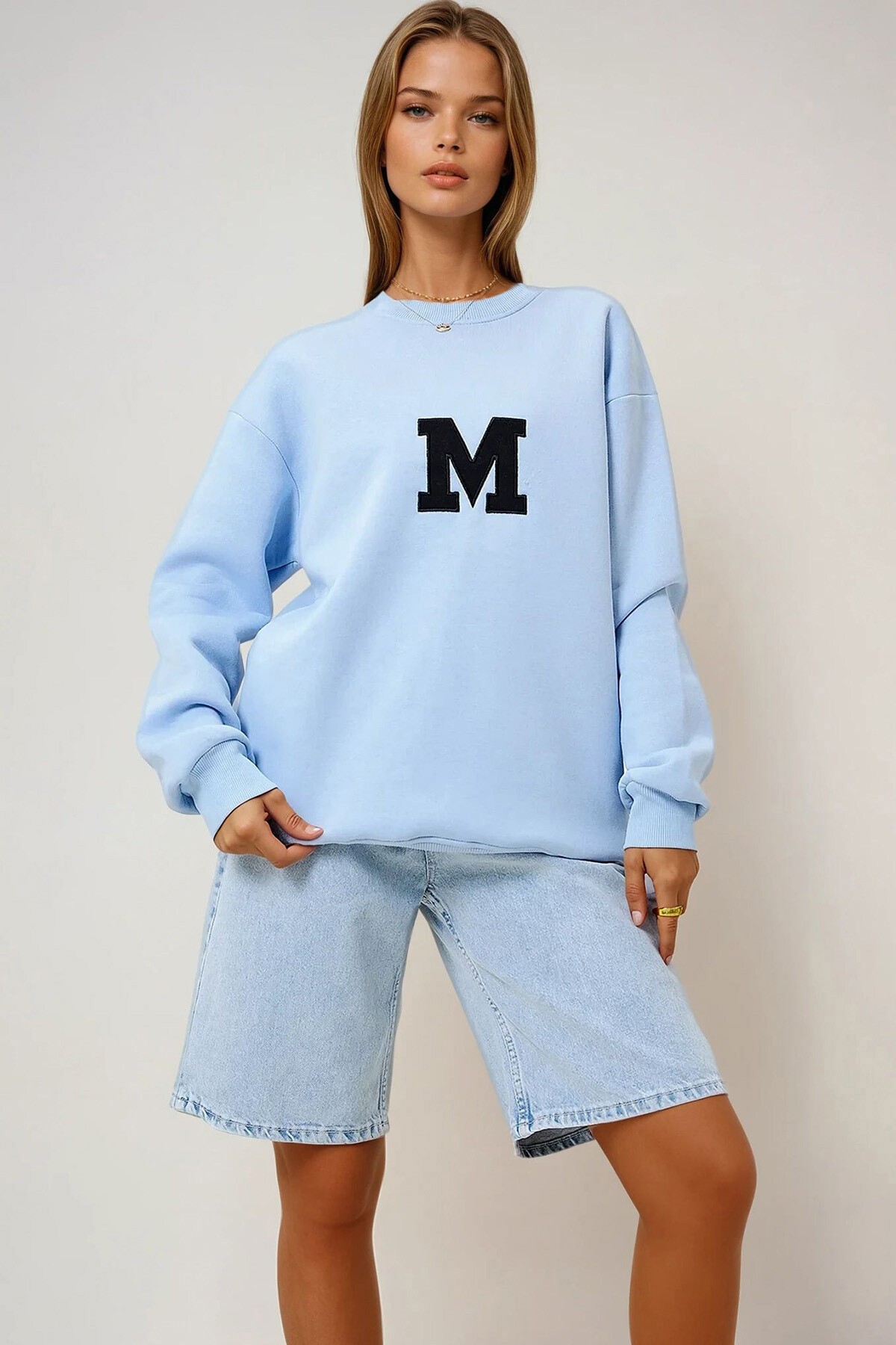 Mavi Bisiklet Yaka Nakışlı 3 İplik İçi Şardonlu Oversize Kışlık Sweatshirt