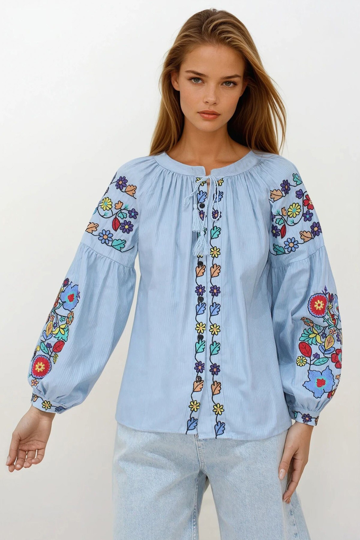 Mavi Hakim Yaka Püskül Bağcıklı Nakışlı Armürlü Dokuma Gömlek