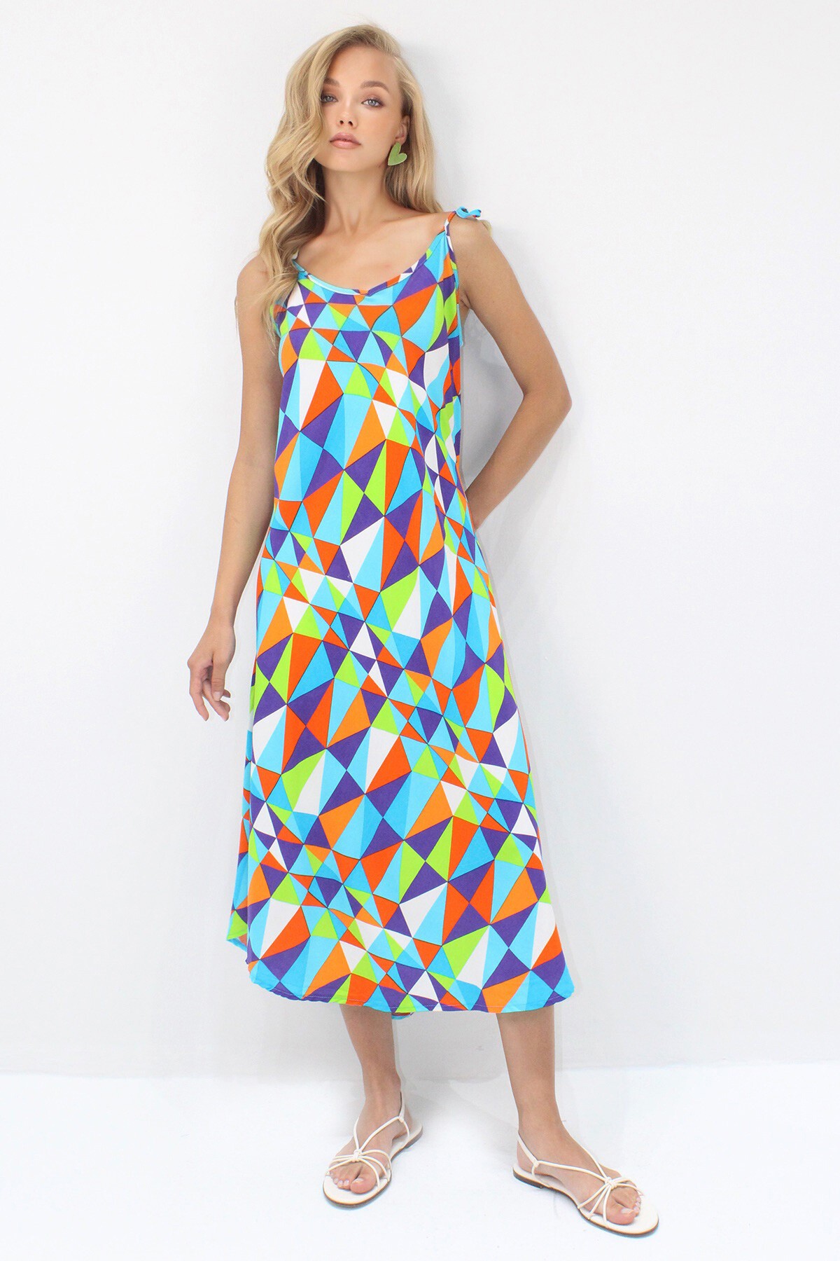 Mavi İp Askılı Çok Renkli Midi Boy Dokuma Viskon Elbise
