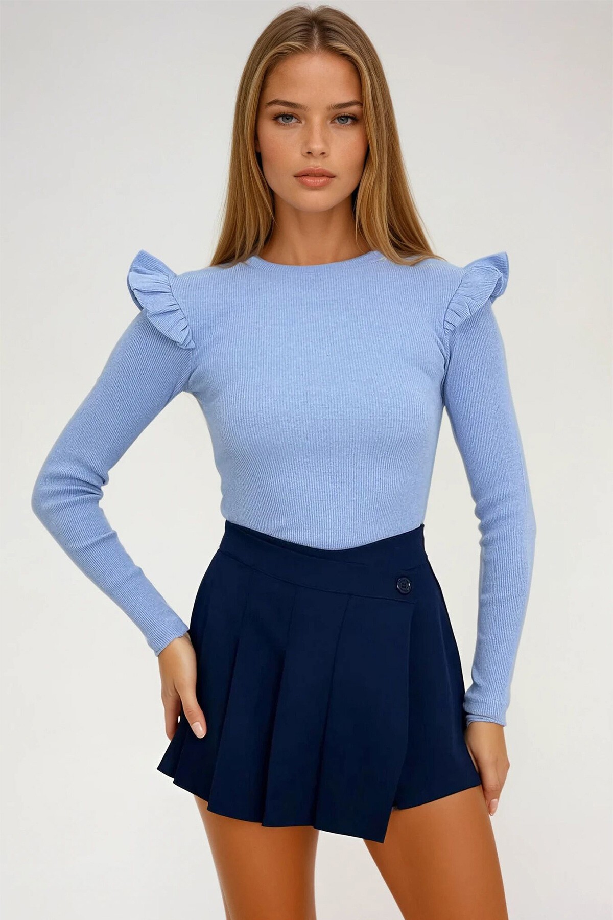 Mavi Omuzları Fırfırlı Yarım Balıkçı Kazak