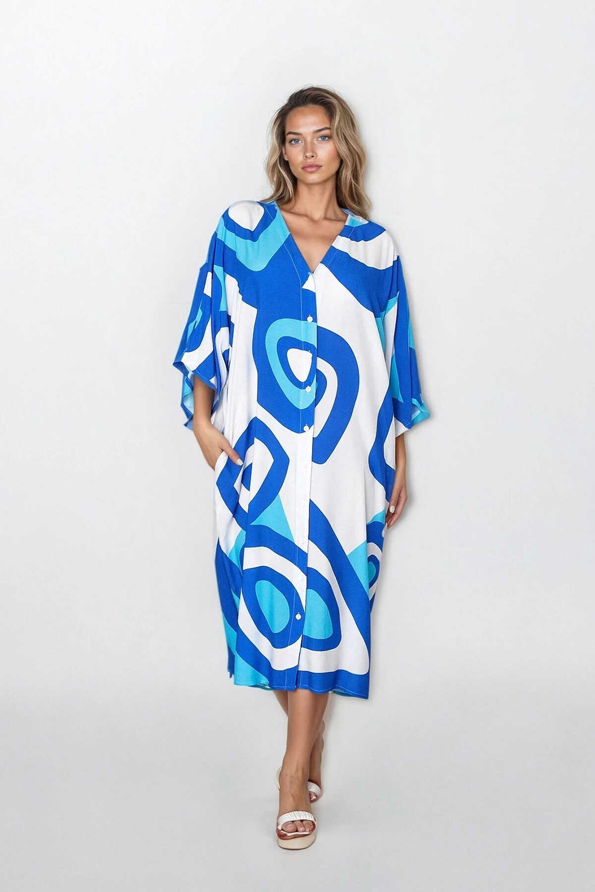 Mavi Önü Düğmeli Çift Cepli Büyük Beden Viskon Elbise