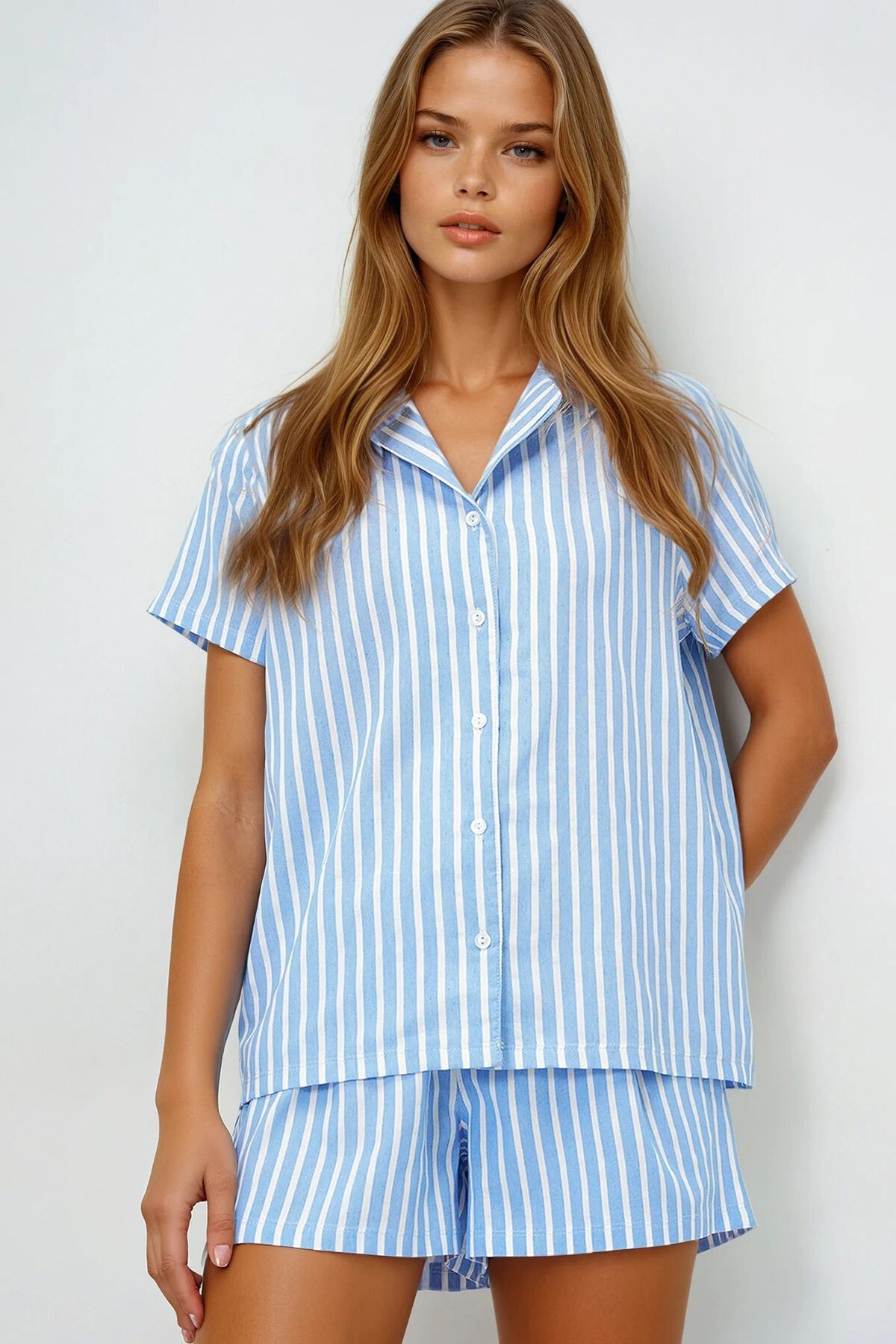 Mavi Yazlık Pamuk Örme Gömlek Ve Şort Pijama Takım