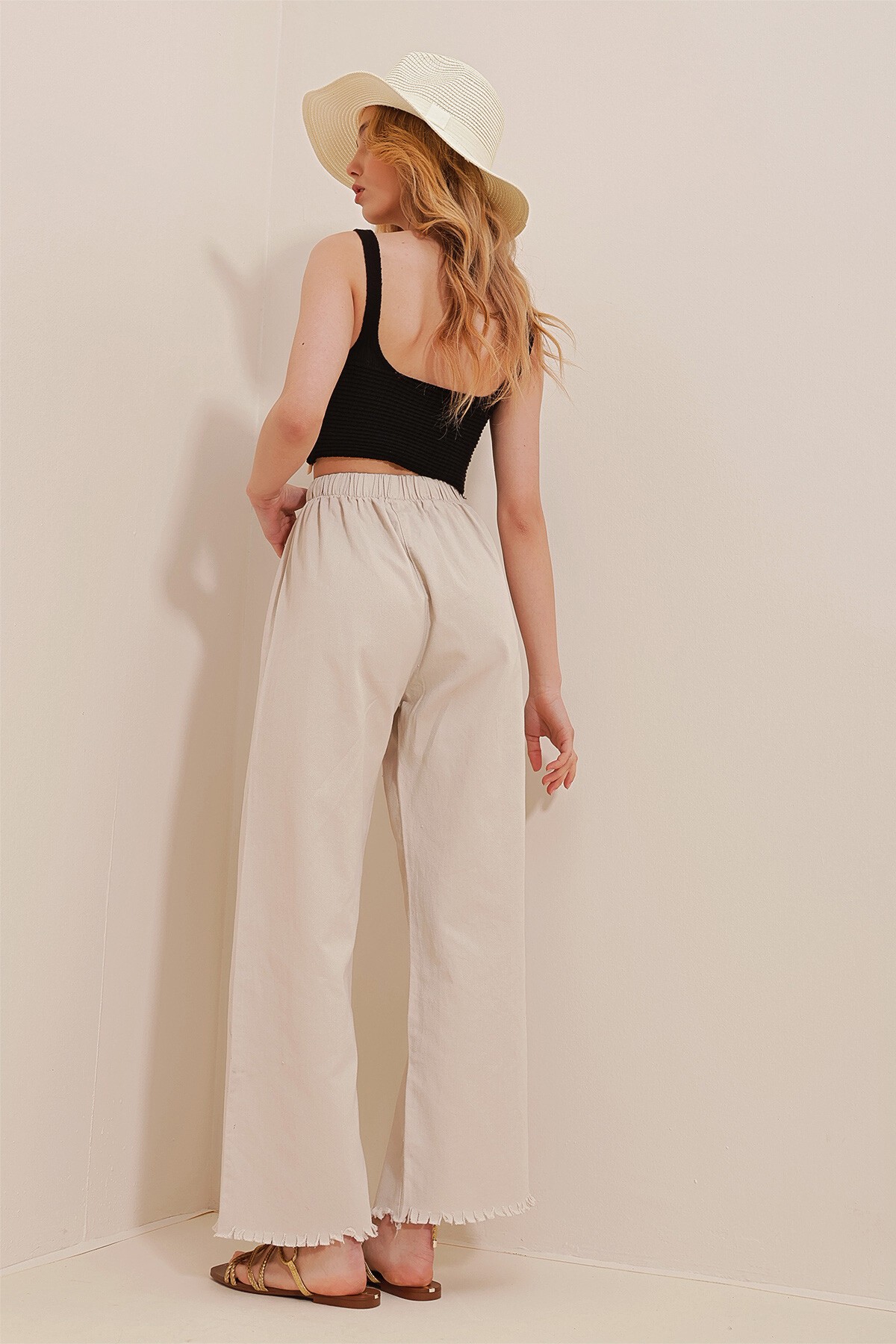 Bej Paçası Püsküllü Yüksek Bel Palazzo Jean Pantolon