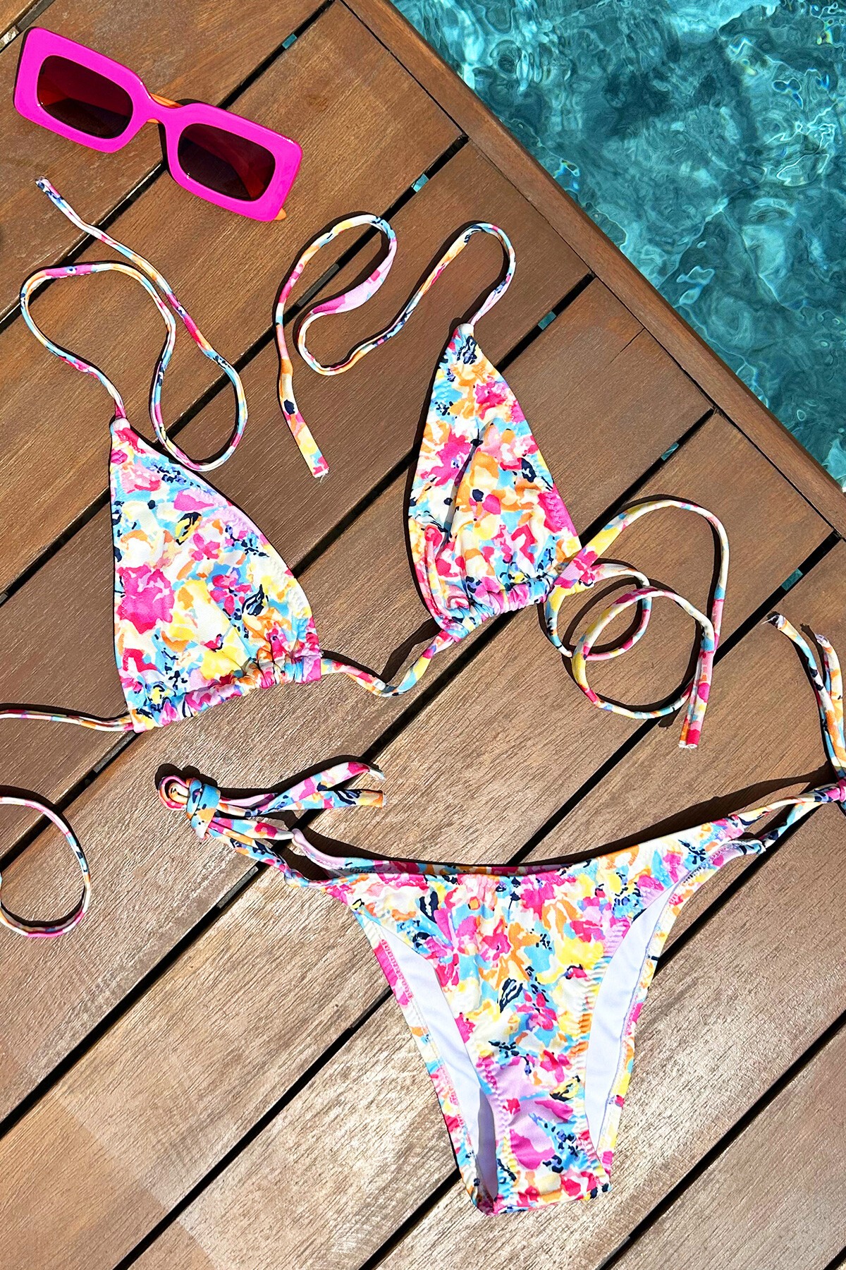 Pembe Batik Desenli İpli Bikini