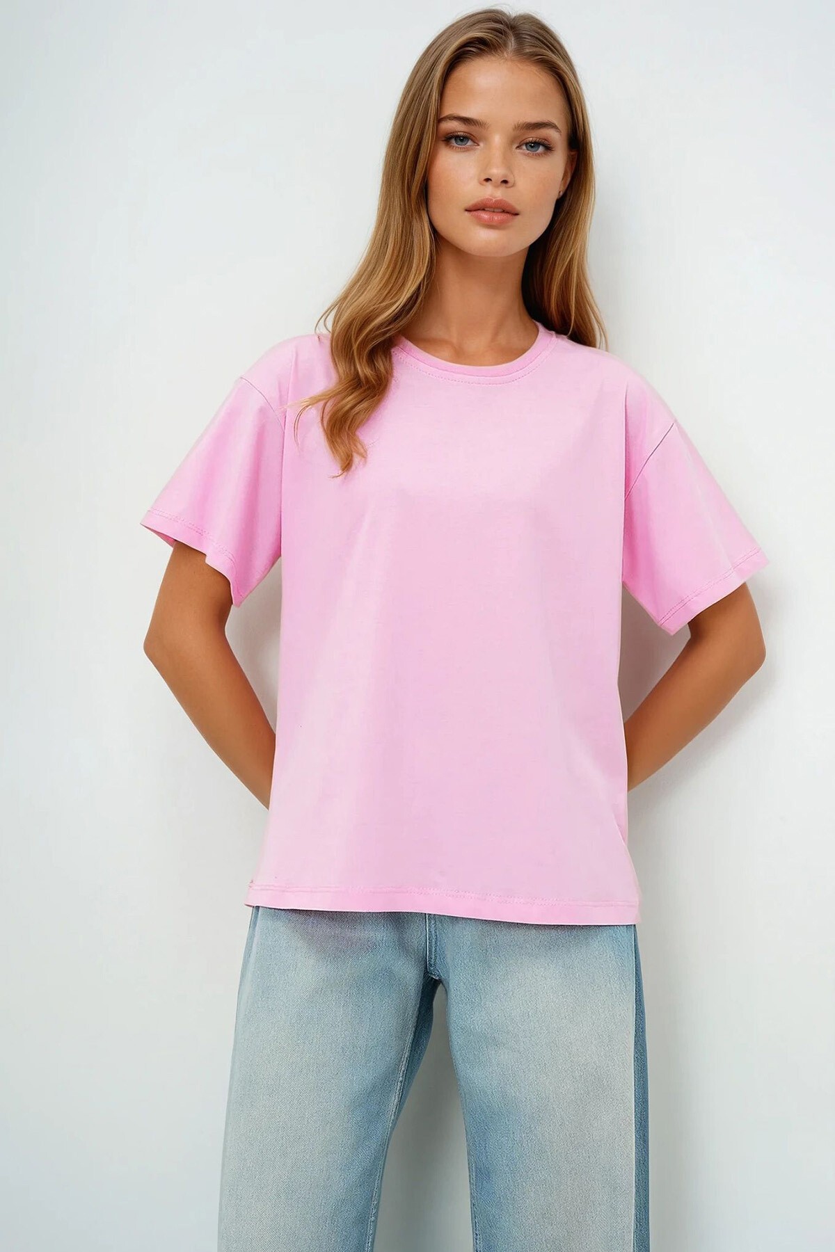 Pembe Bisiklet Yaka Basic T Shırt