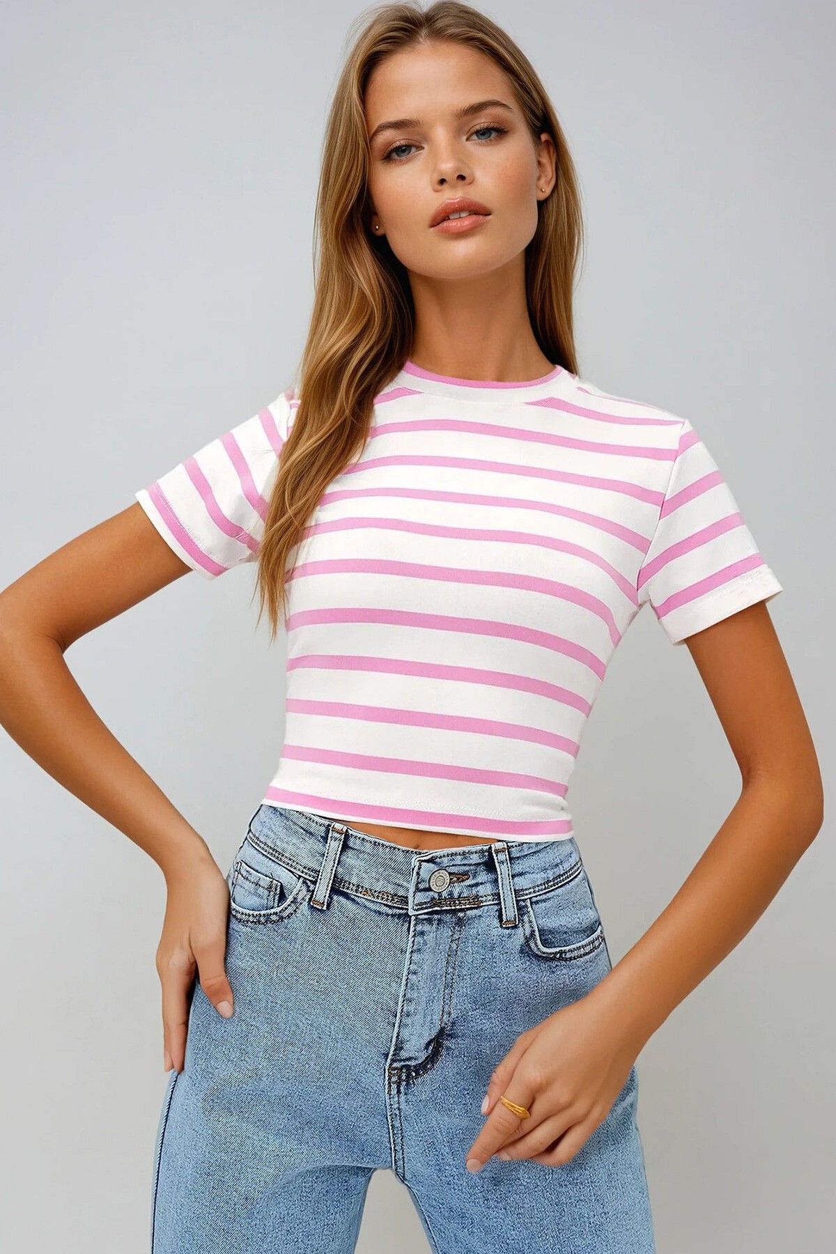 Pembe Bisiklet Yaka Yarım Kol Çizgili Crop Bluz