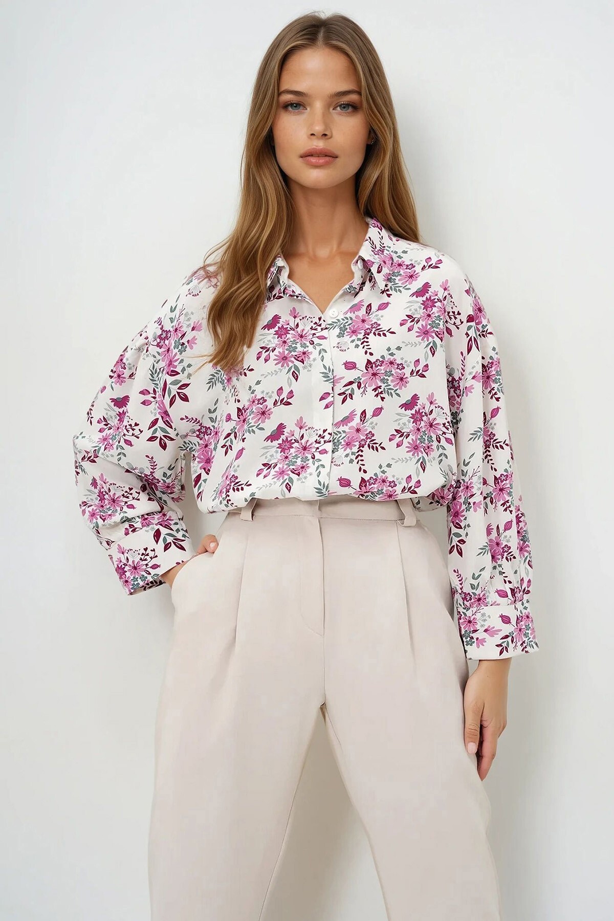 Pembe Çiçekli Balon Kol Desenli Baskılı Viscon Dokuma Gömlek