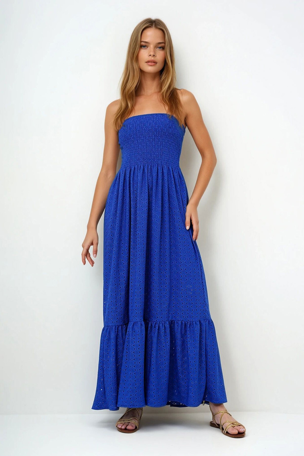 Saks Gipeli İçi Astarlı Güpür Straplez Elbise