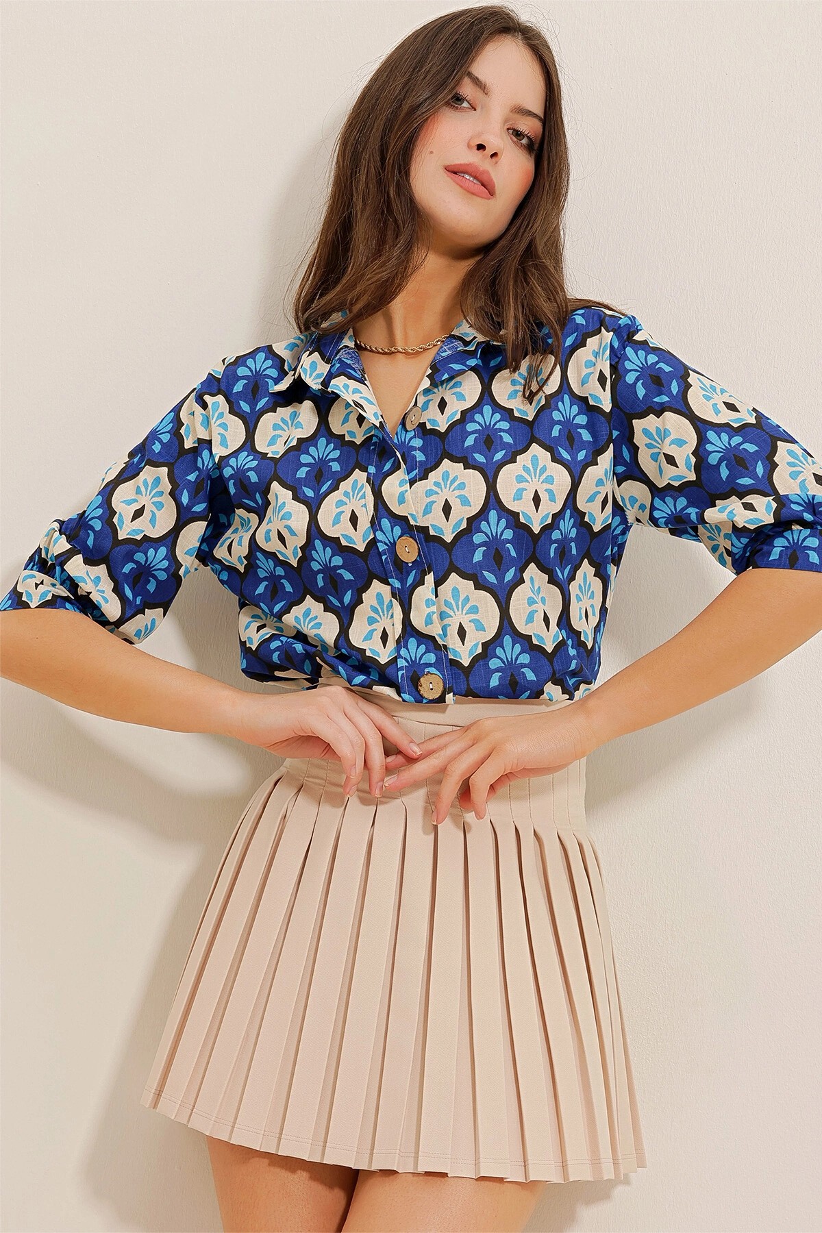 Saks Karpuz Kollu Çini Desenli Gömlek