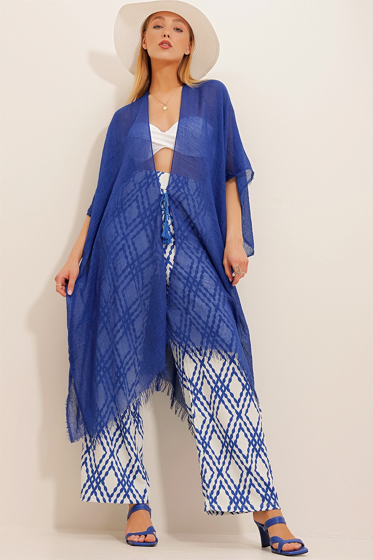 Saks Püskül Detaylı Kimono