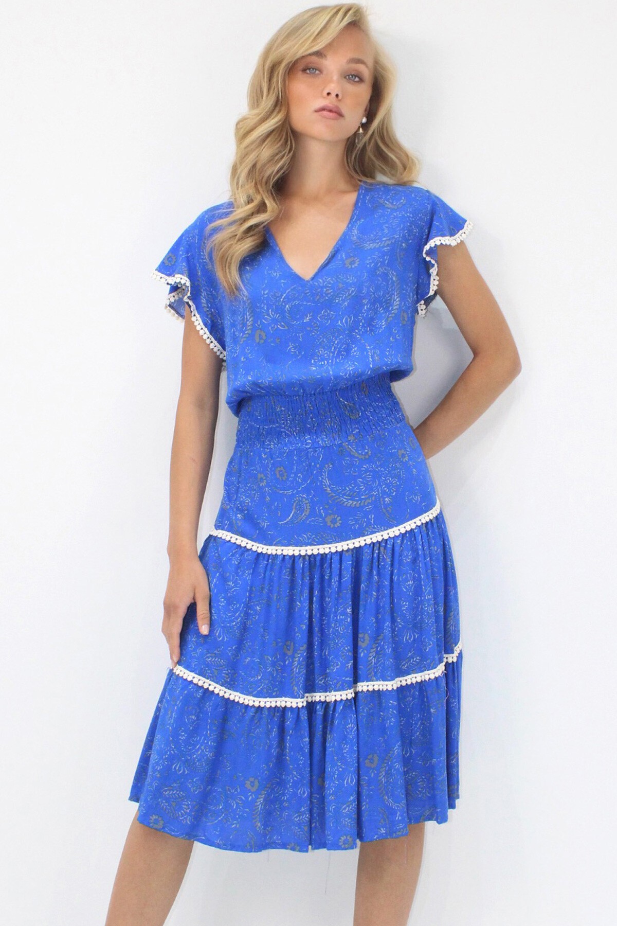 Saks V Yaka Etnik Desenli Fisto Detaylı Beli Gipeli Dokuma Elbise