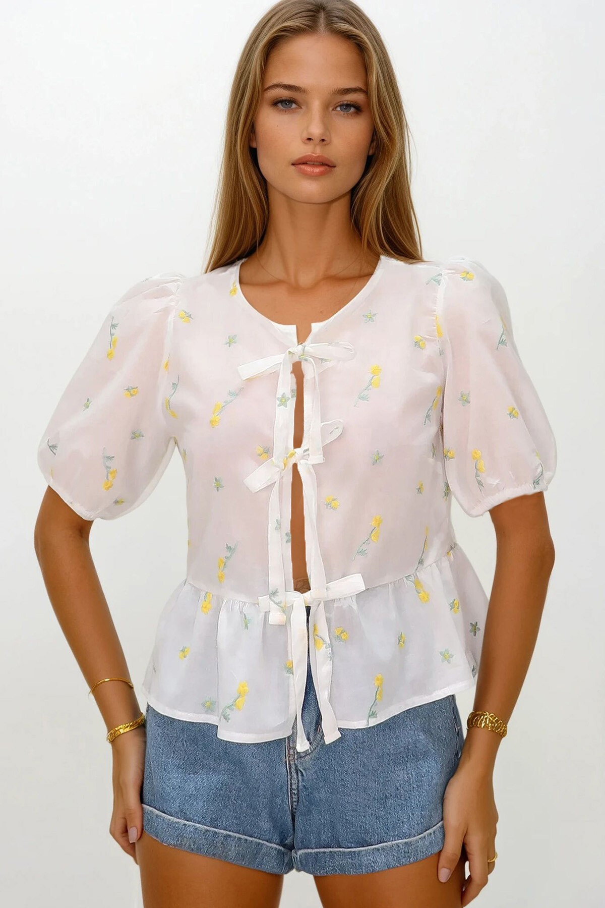 Sarı Kolları Lastikli Bağlamalı Çiçek Nakışlı Bluz
